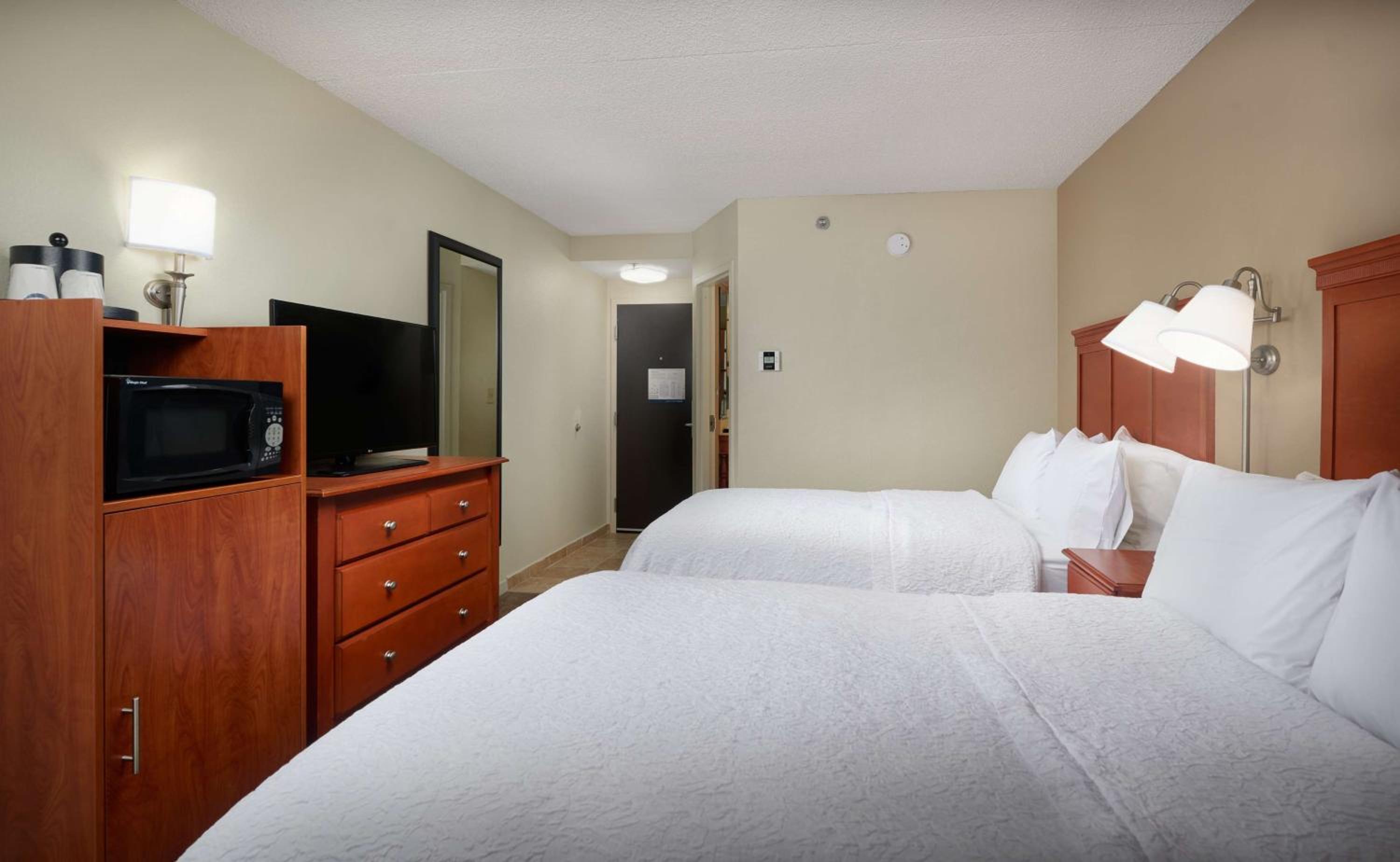 Double Room with Two Double Beds - Non-Smoking - Photo 4
