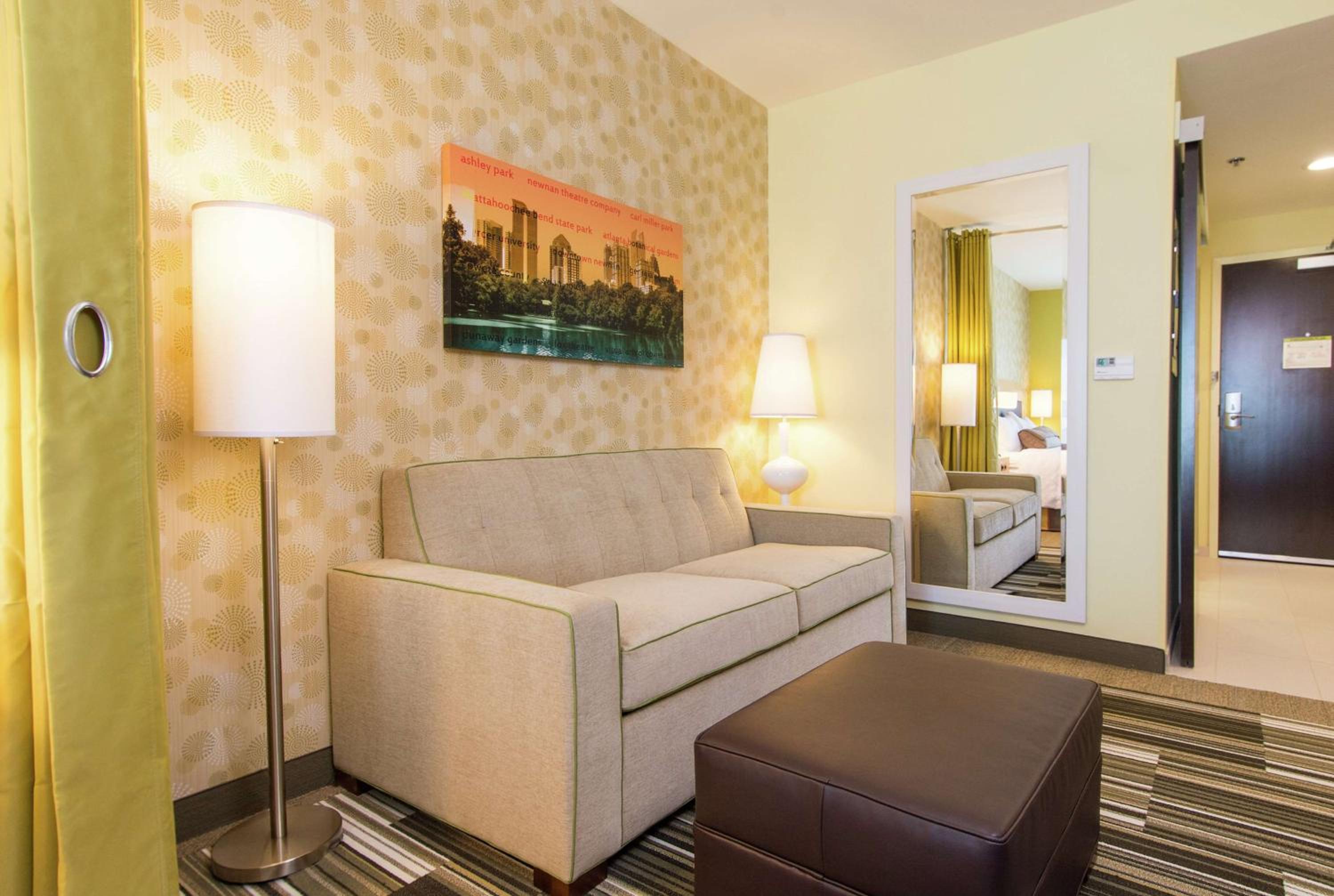 King Studio Suite - Hearing Access/Non-Smoking