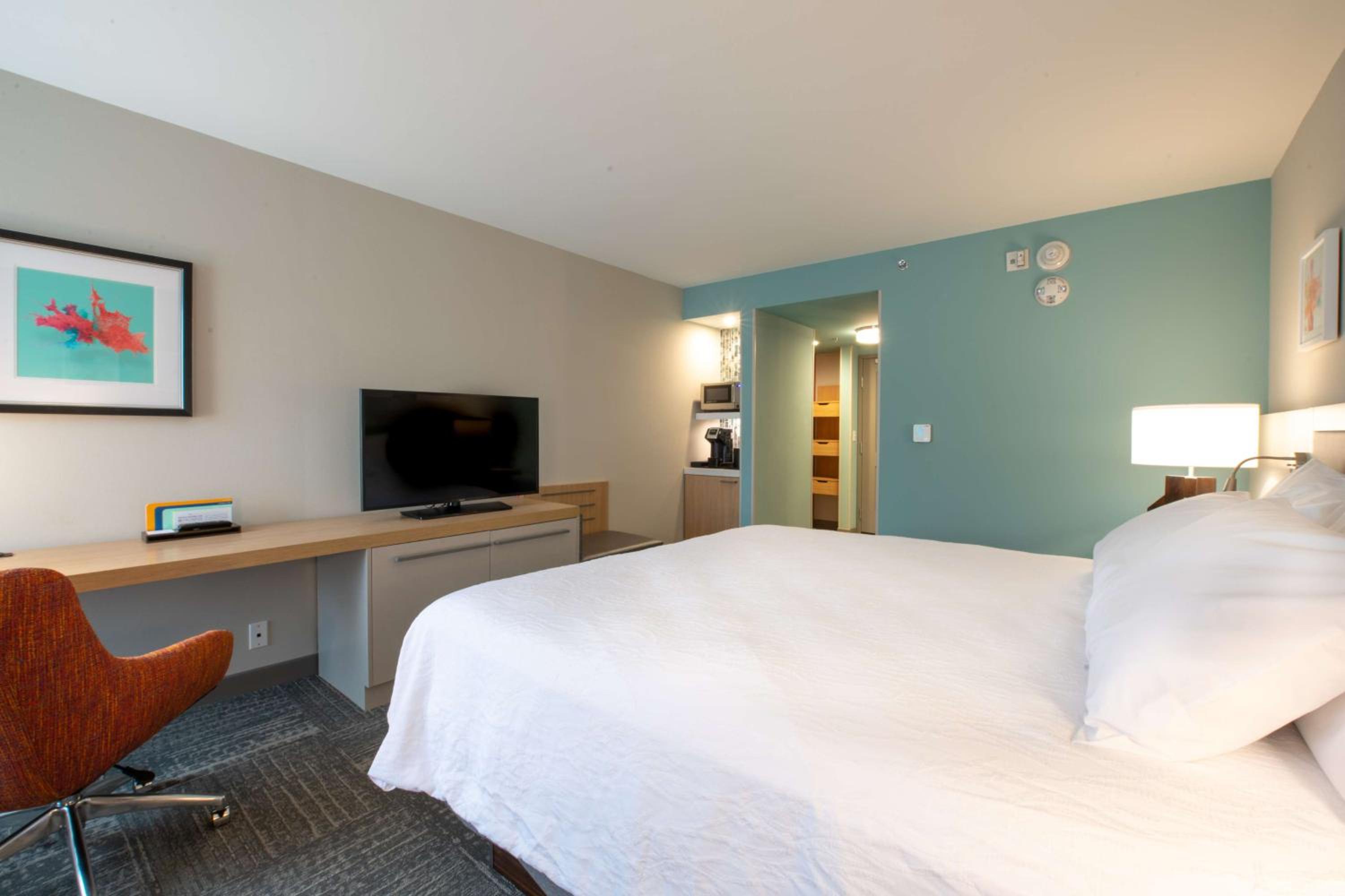 King Room - Hearing Access - Photo 5