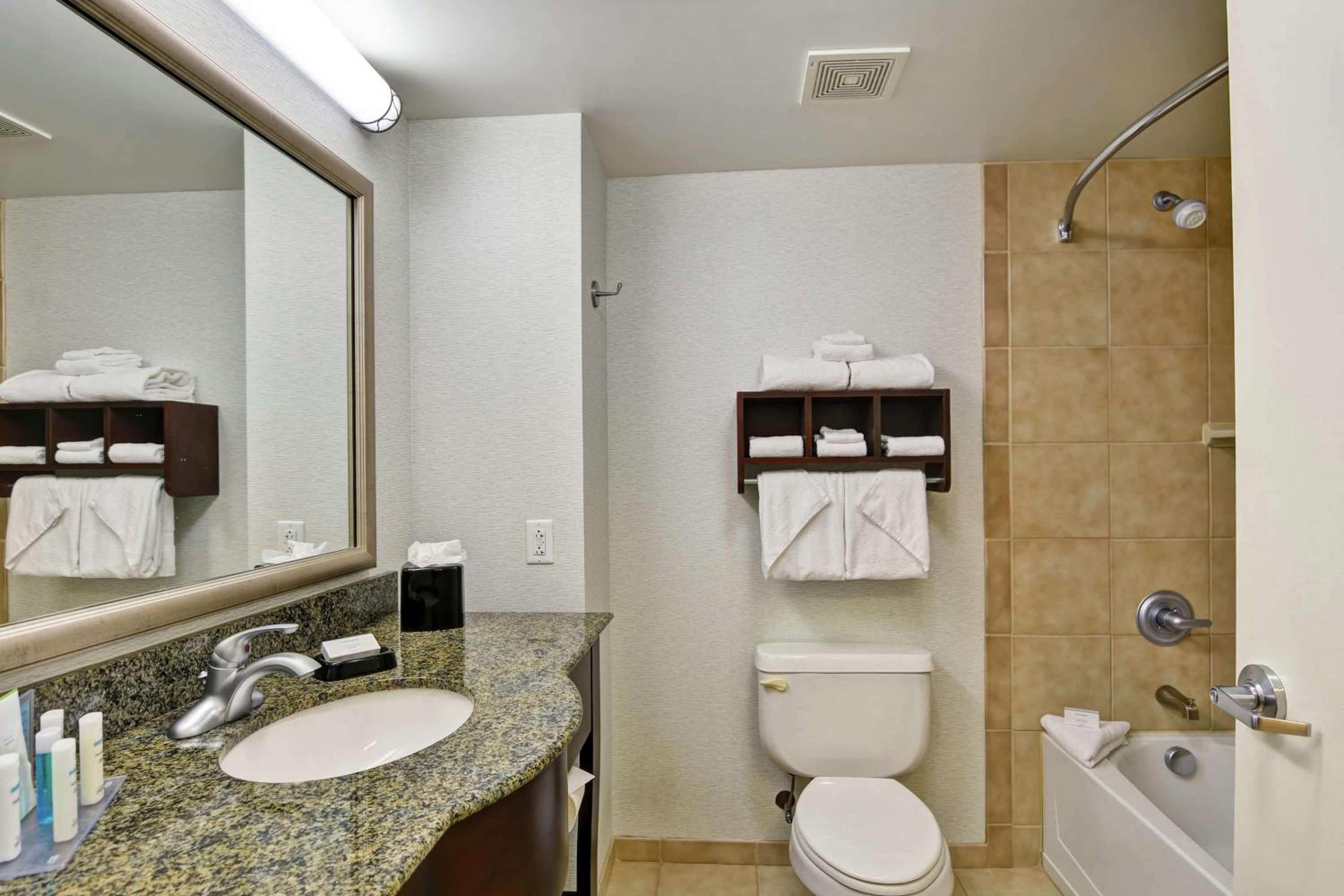 King Study Room - Non-Smoking - Photo 3