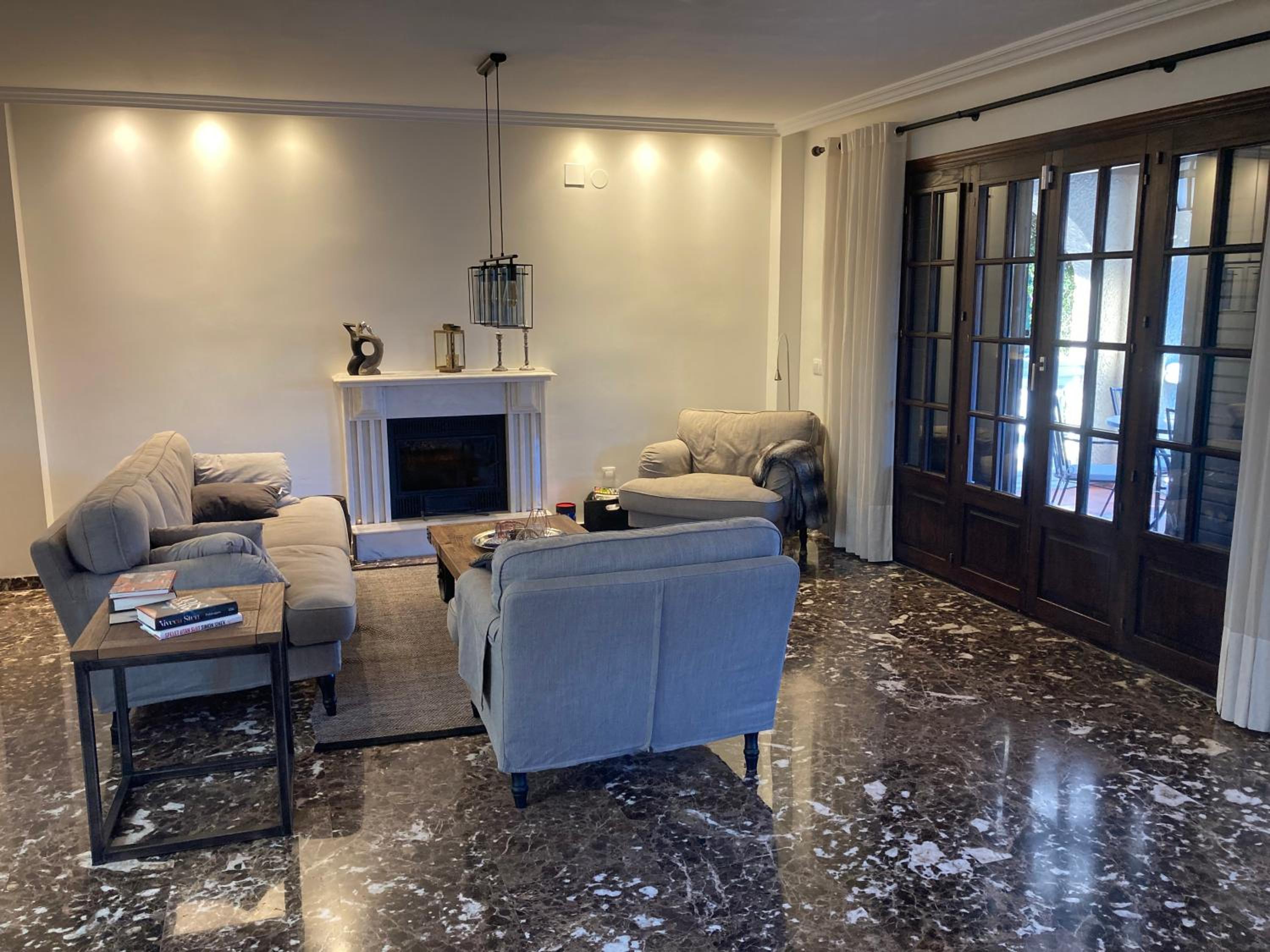 Casa de Seis Habitaciones