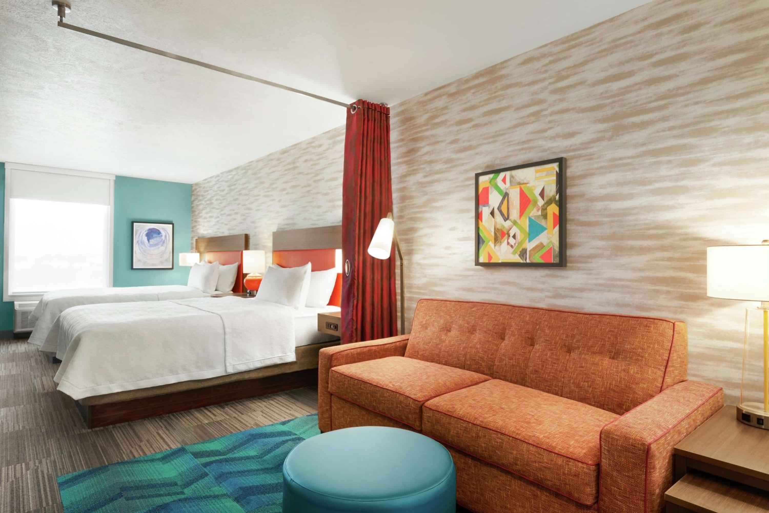 Queen Studio with Two Queen Beds - Non-Smoking - Photo 6