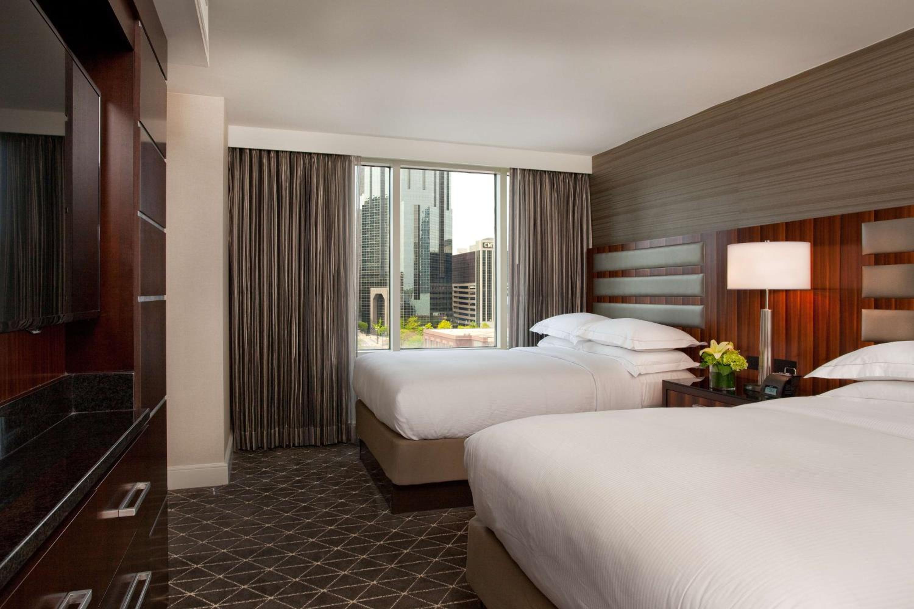 One-Bedroom Suite with Two Double Beds - Photo 4