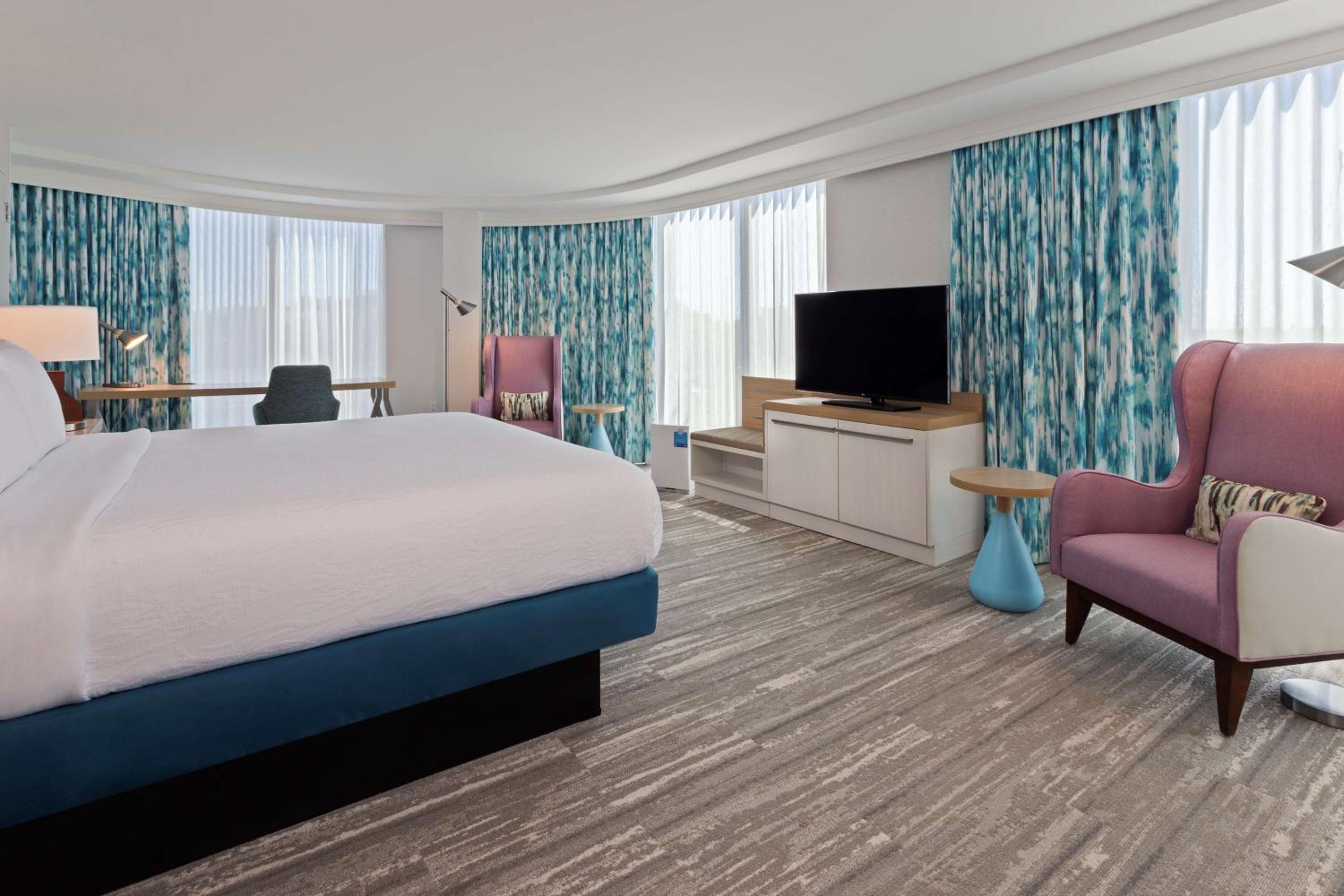 Premium King Room