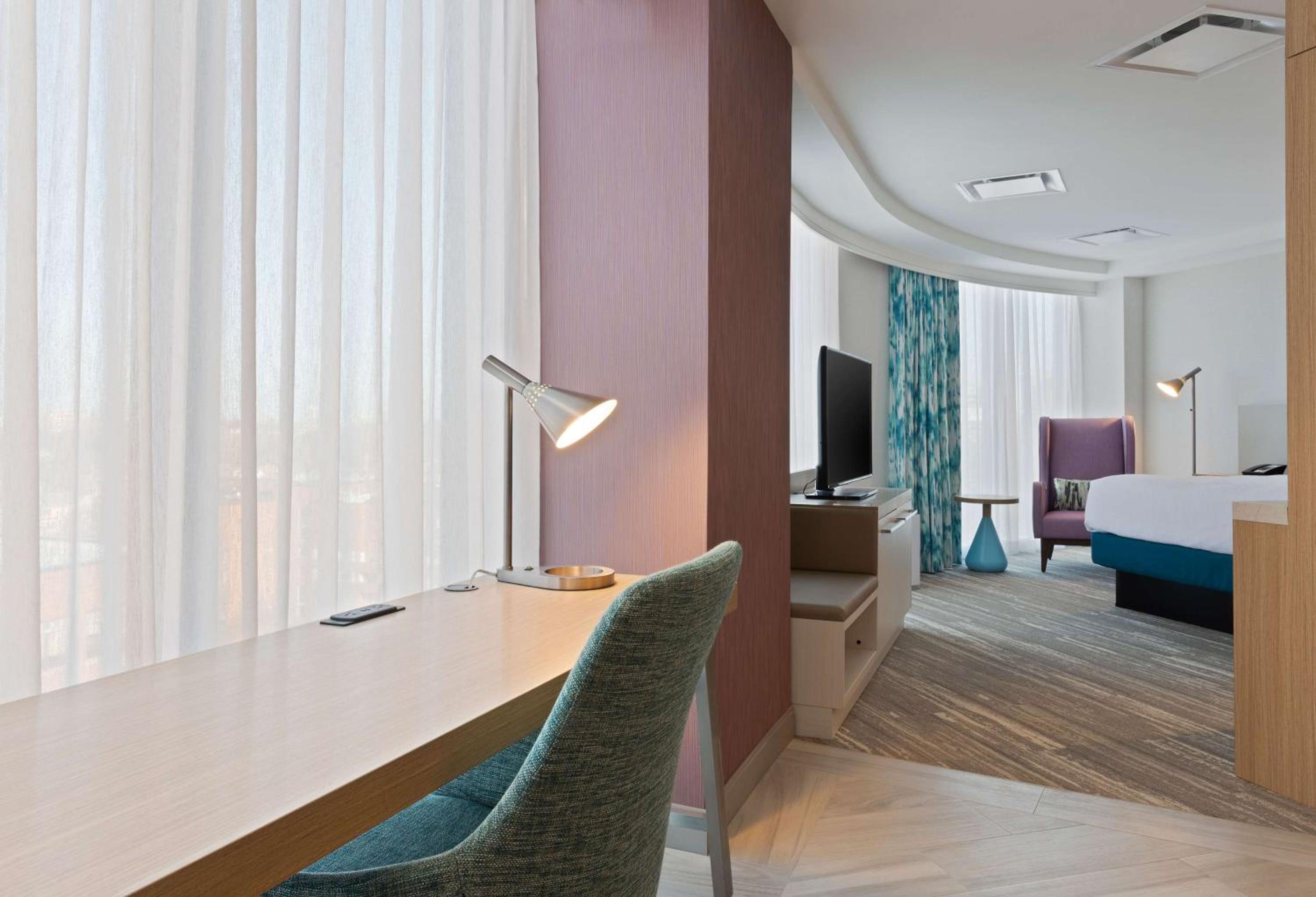 Premium King Room