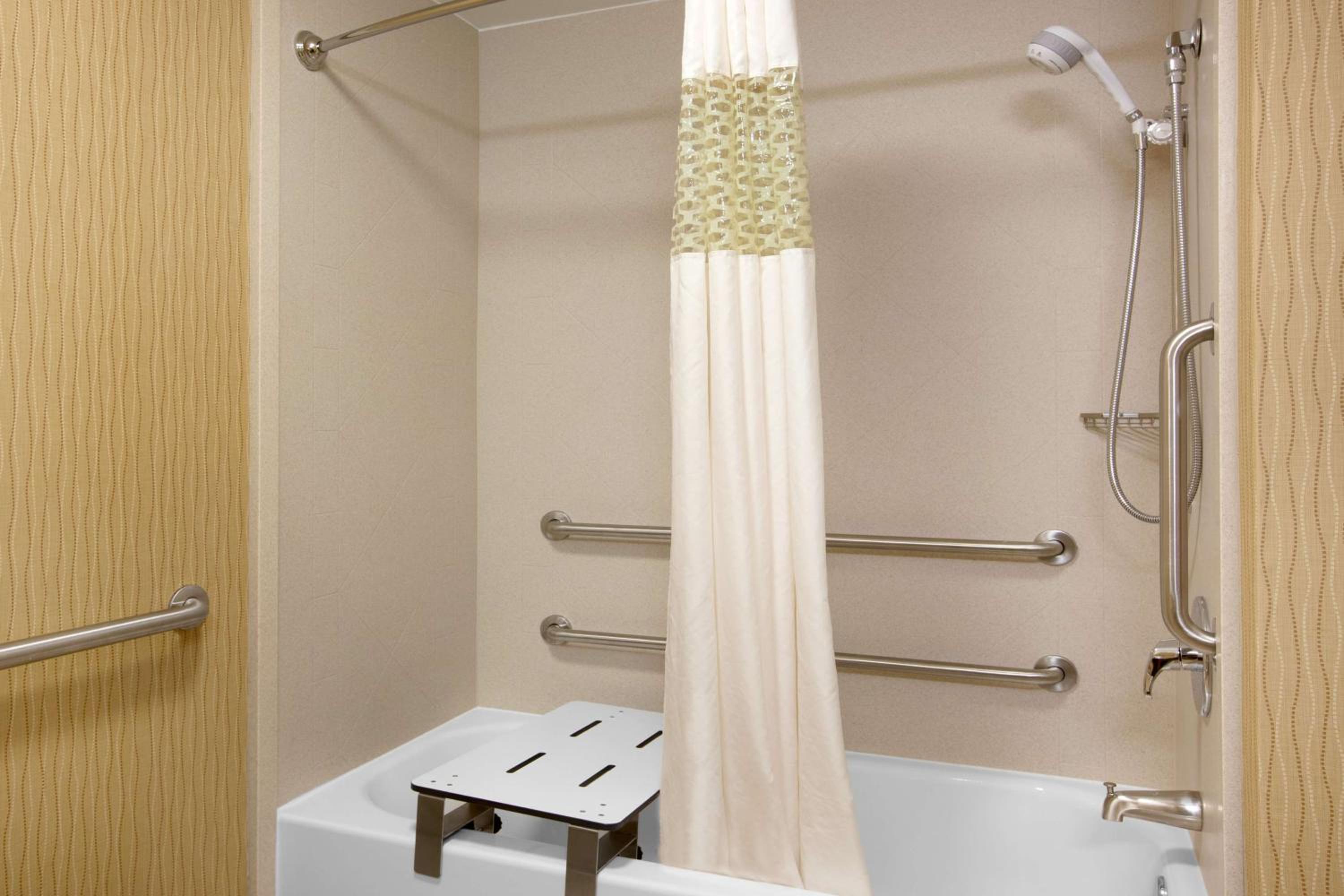 King Room - Mobility Access/Non-Smoking - Photo 2