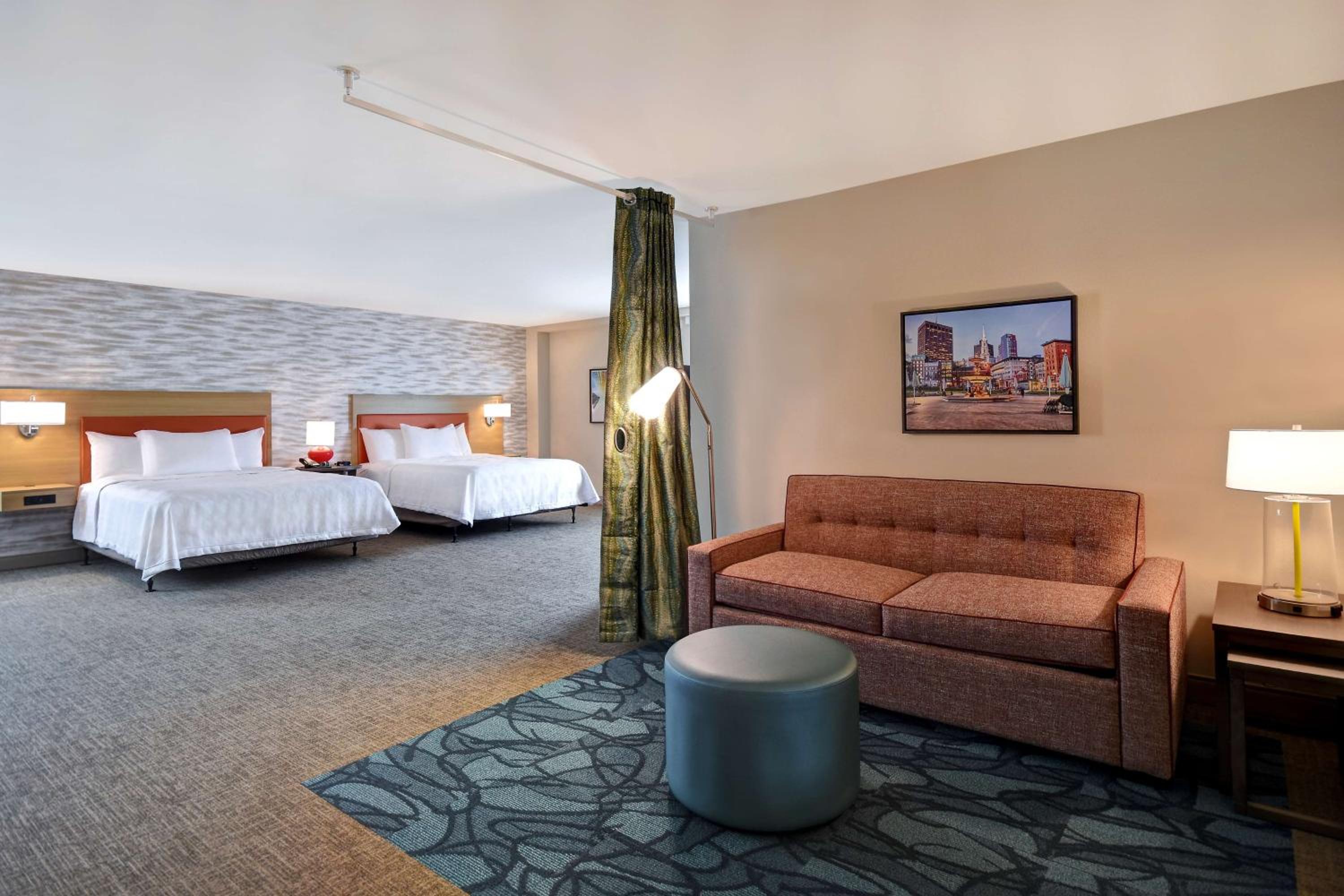 Queen Studio with Two Queen Beds - Mobility and Hearing Access/Non-Smoking