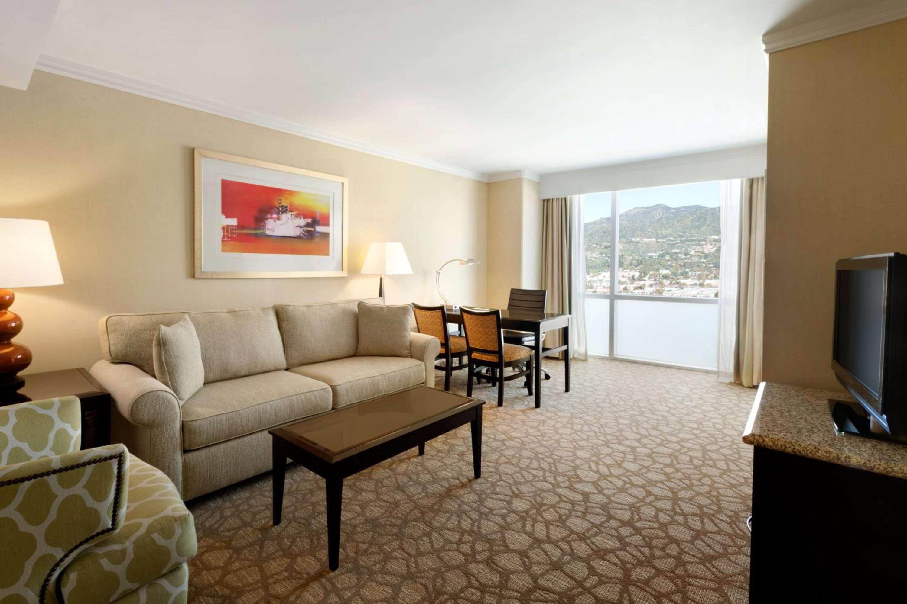 King Room with Mountain View - Photo 5