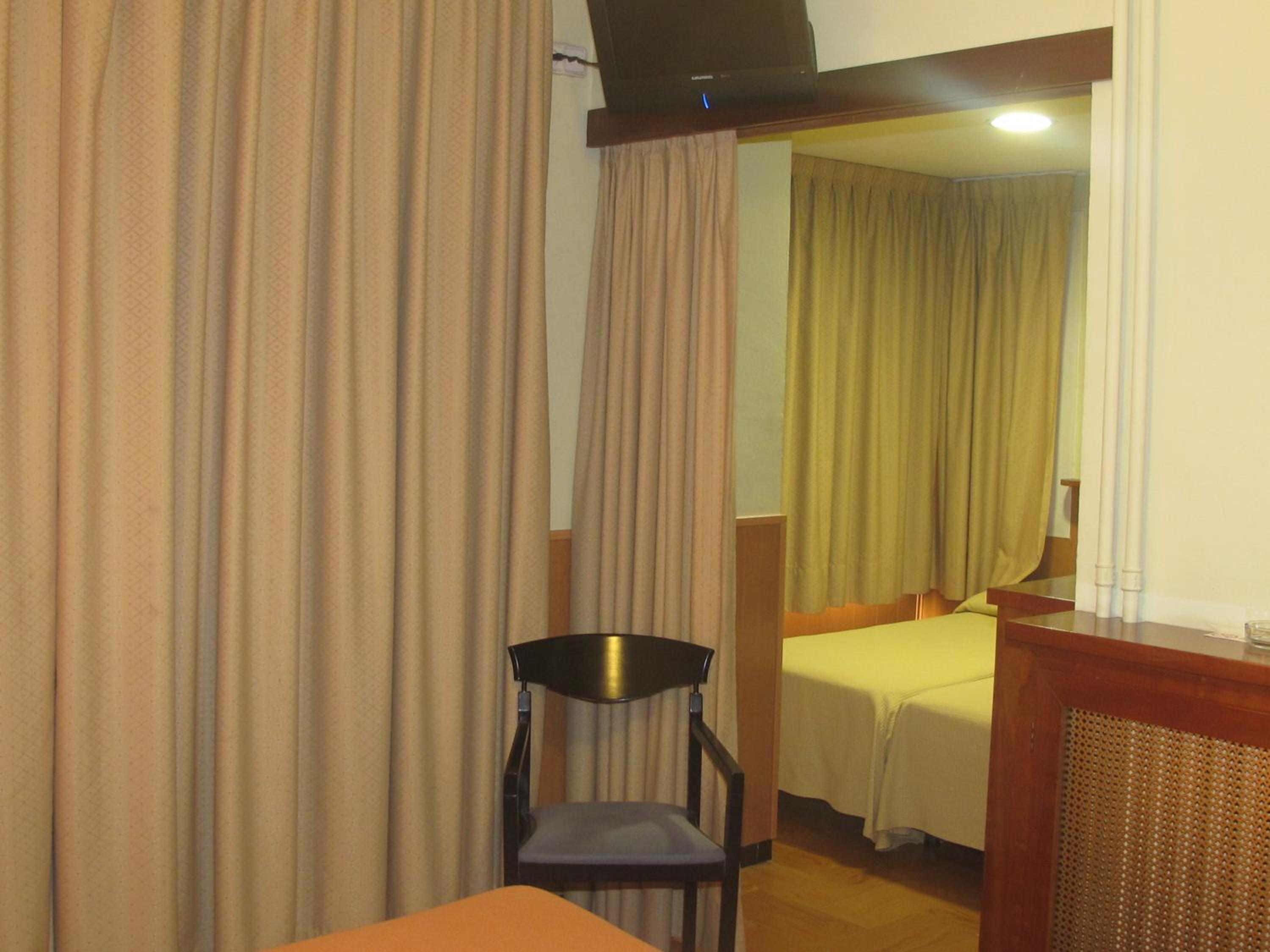 Triple Room - Photo 4