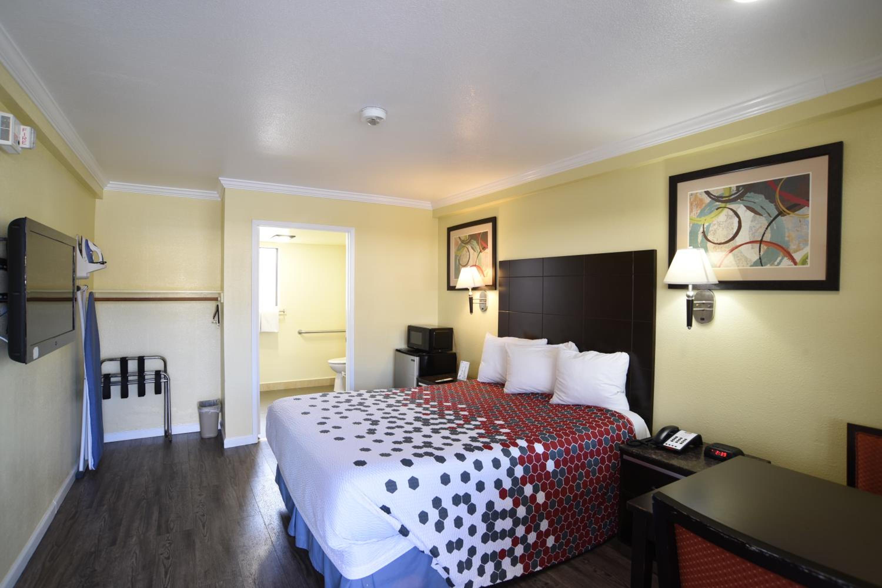 King Room - Photo 17