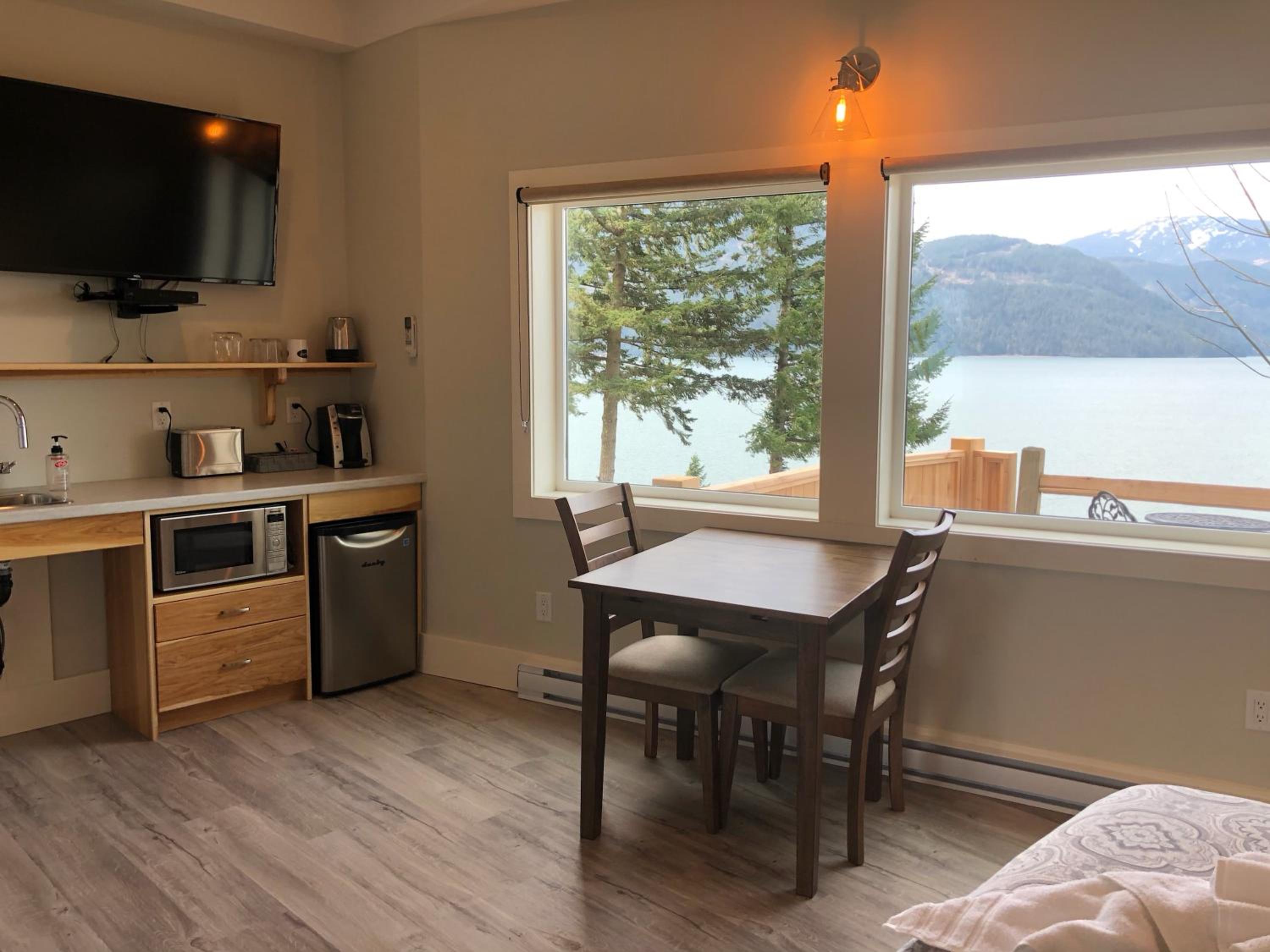 King Room with Lake View
