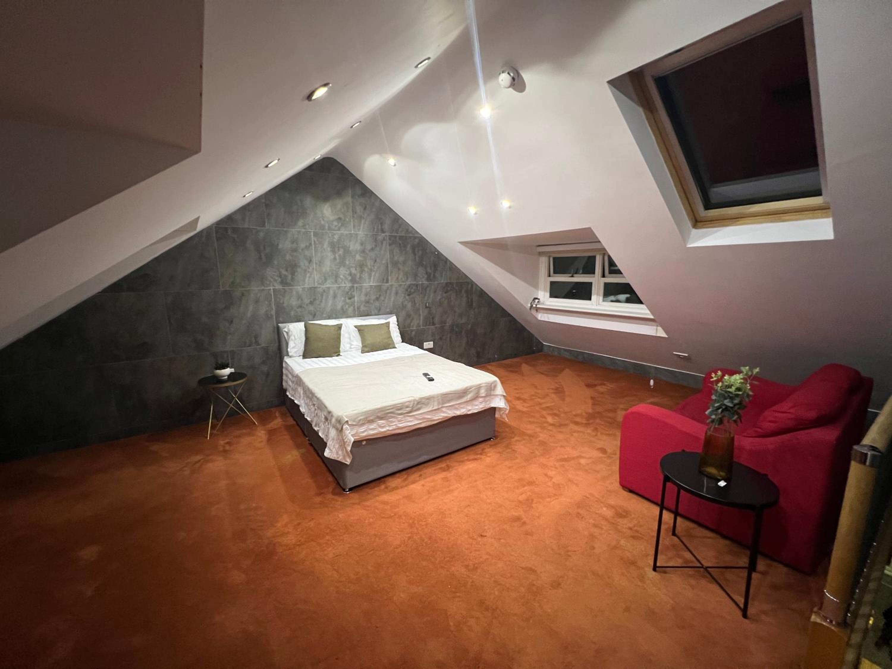 Deluxe Double Room with Bath photo 1