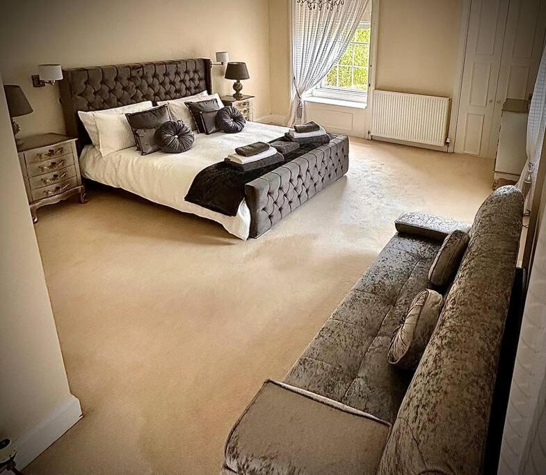 Villa photo 1