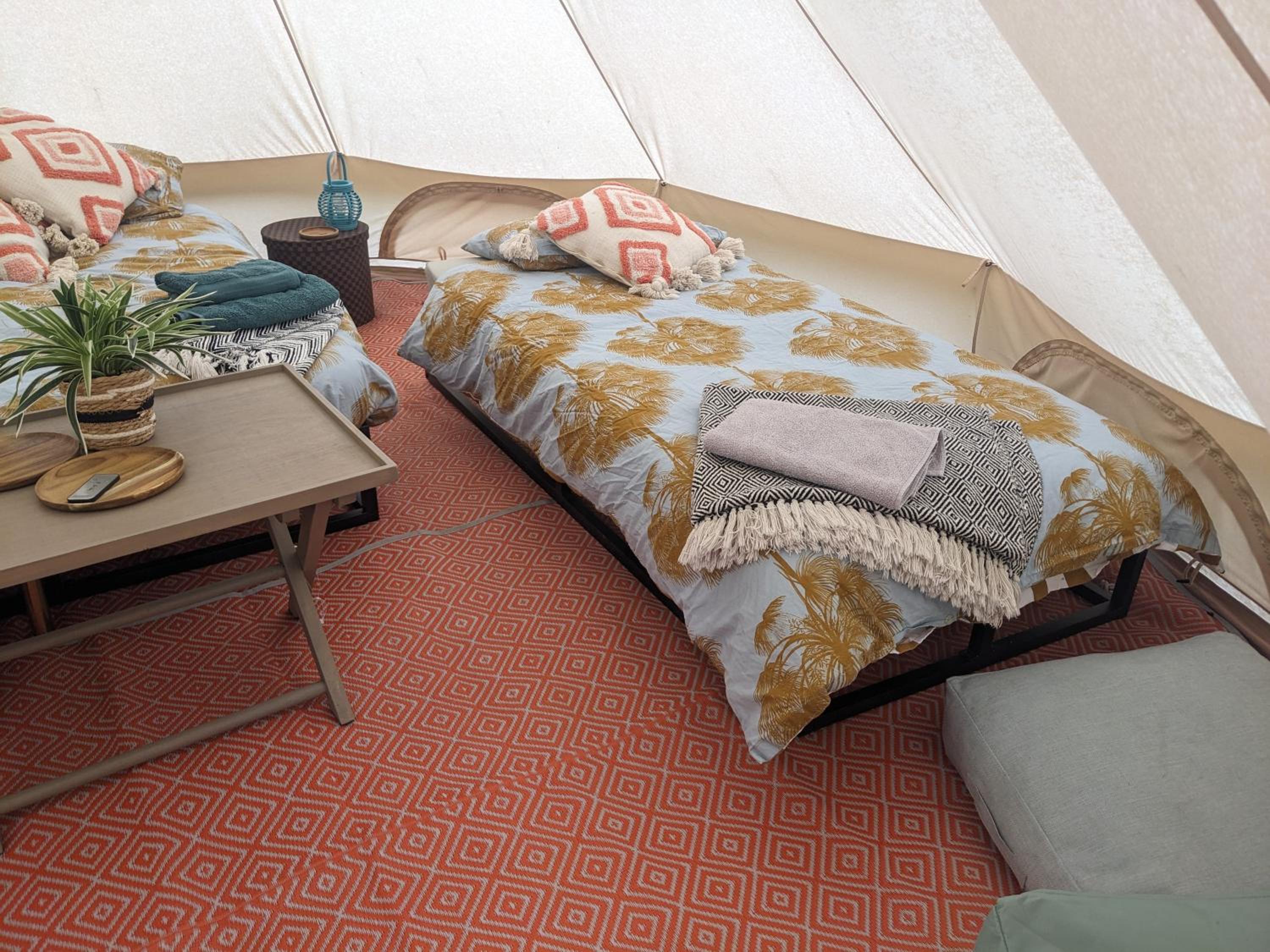 Quadruple Room with Garden View - Photo 2