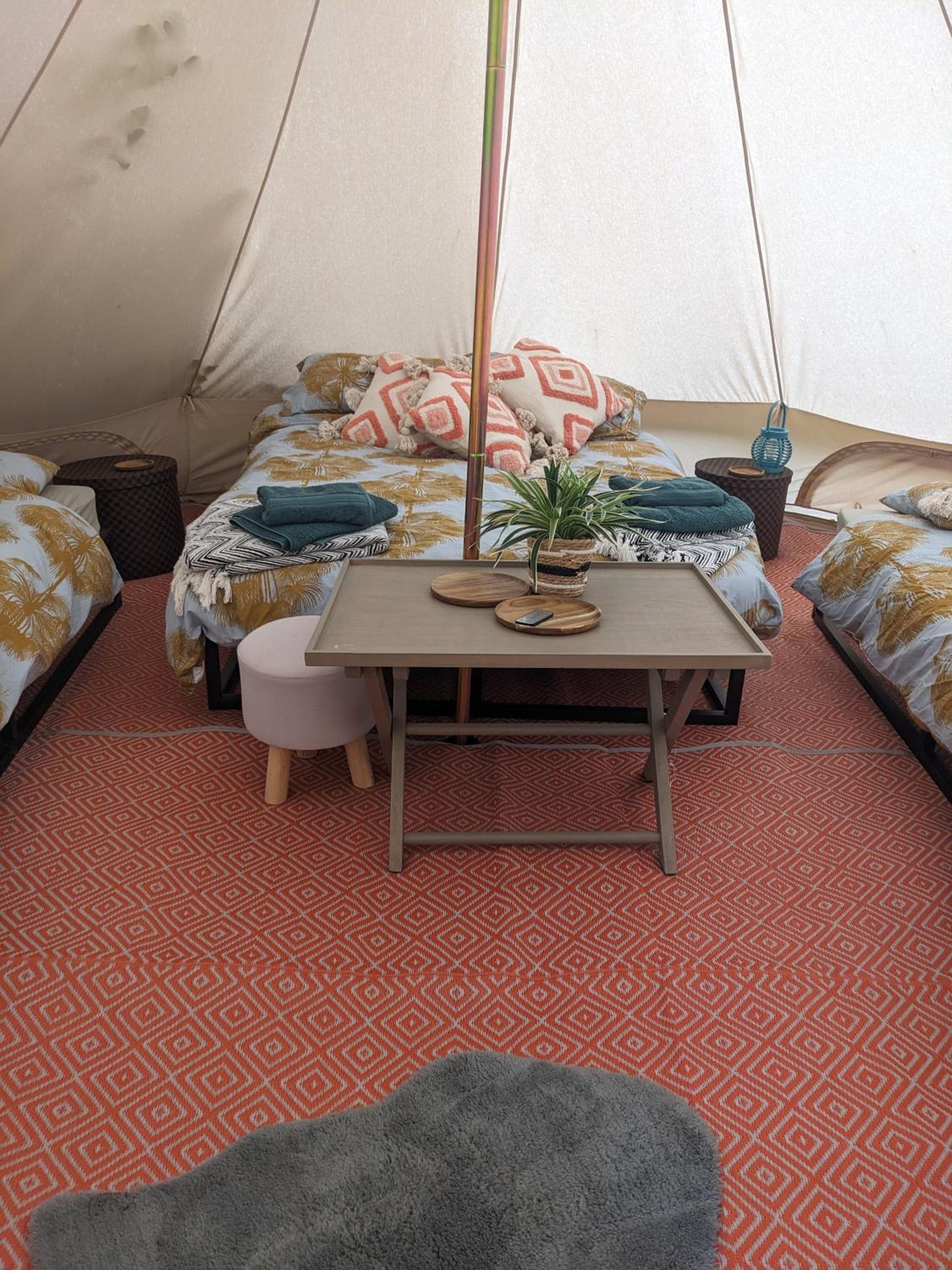 Quadruple Room with Garden View - Photo 3
