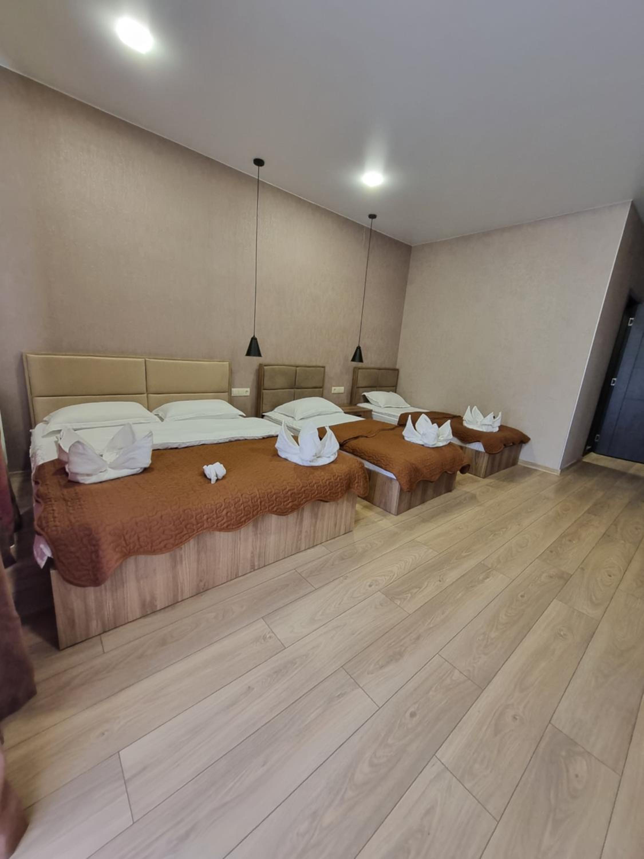 Quadruple Room with Mountain View