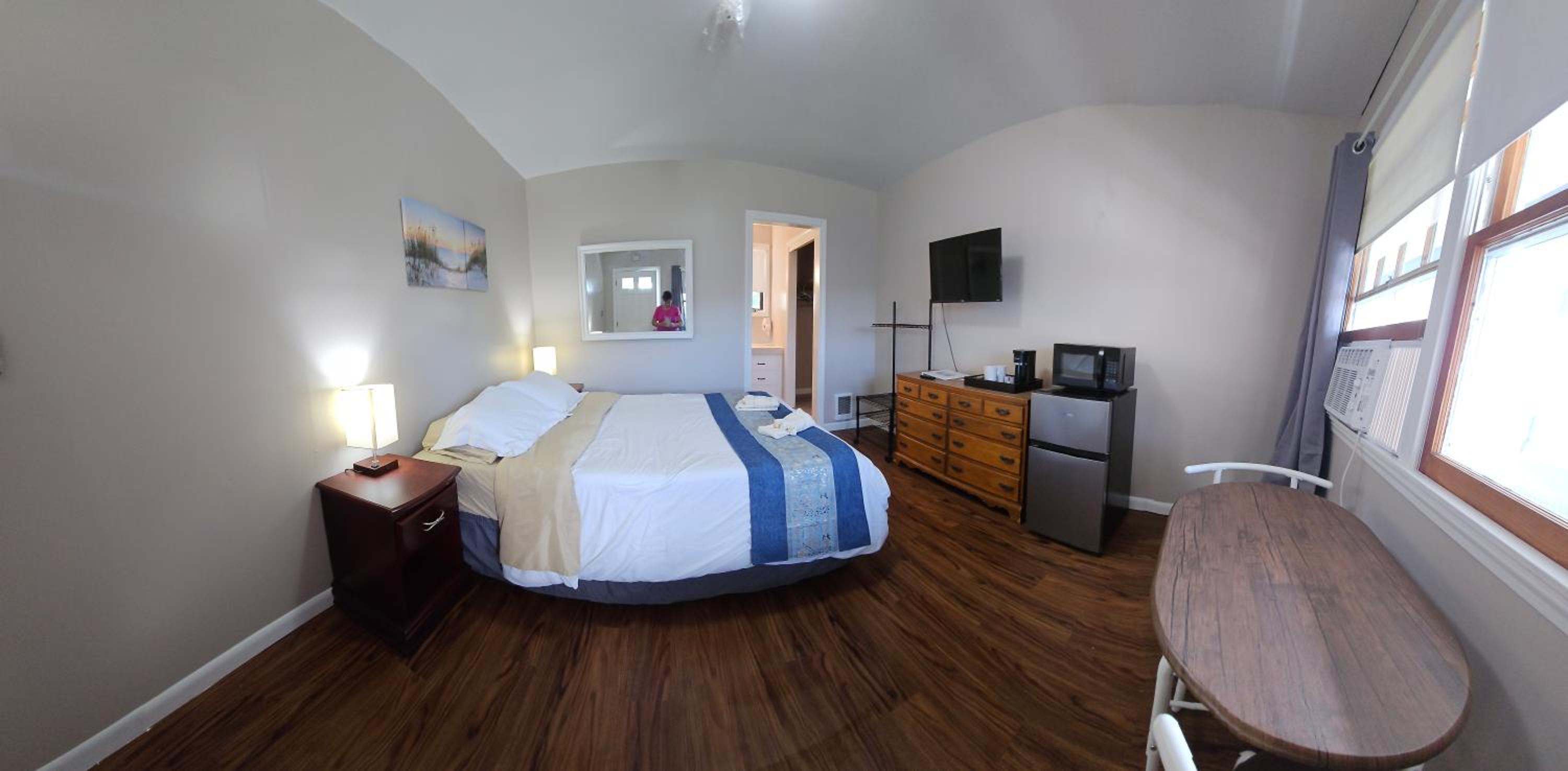 Double Room with Lake View