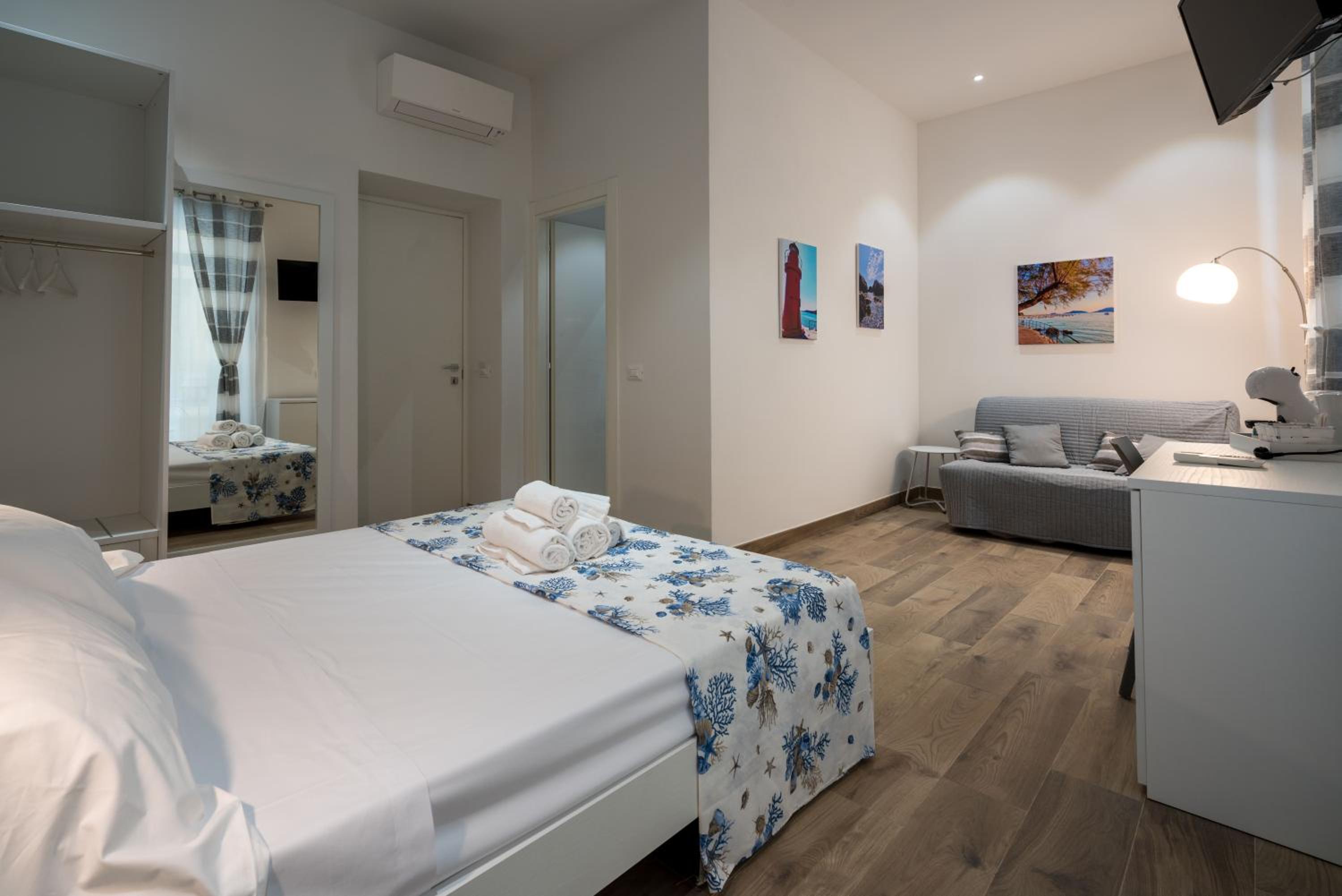 Comfort Quadruple Room