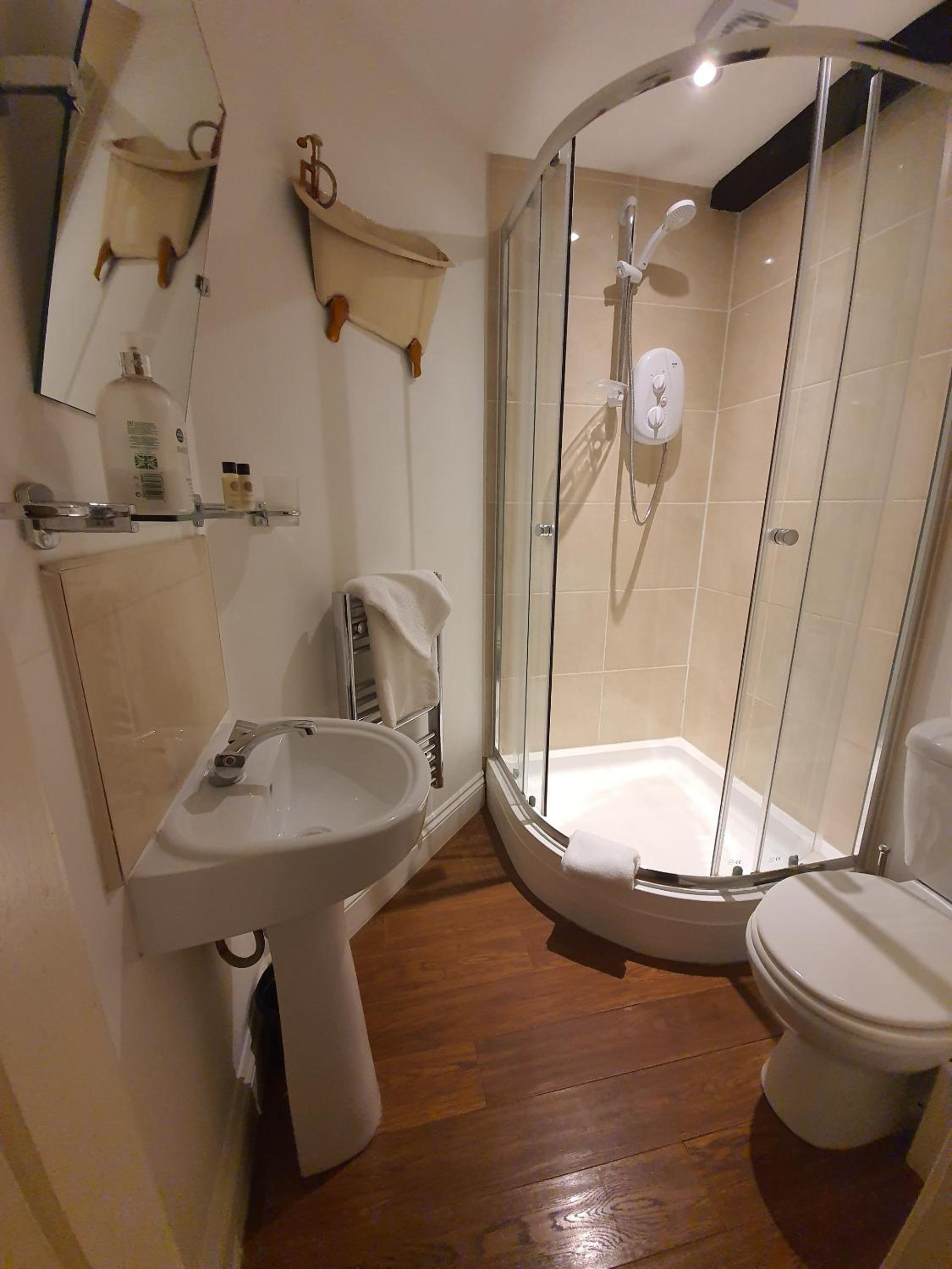 Superior Twin Room - Photo 3