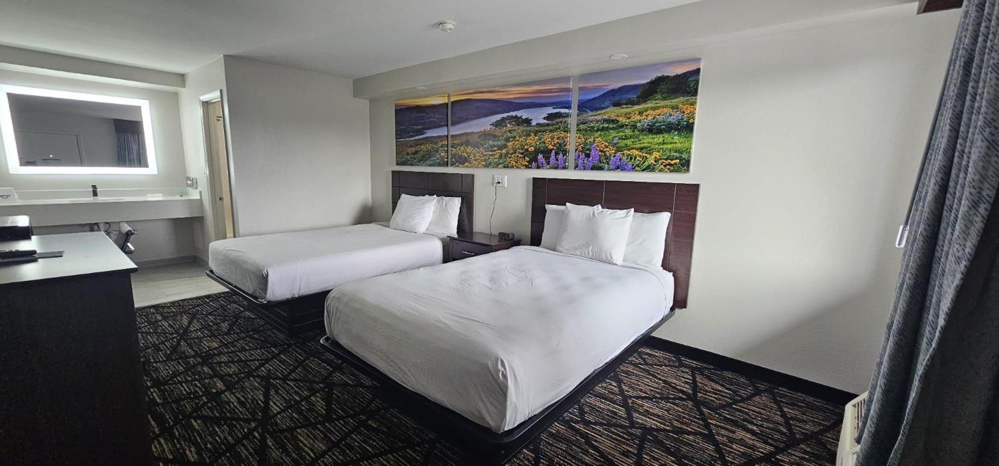 Double Room with Two Double Beds - Non-Smoking - Photo 1