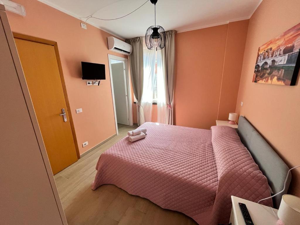 Double Room with Private Bathroom photo 3