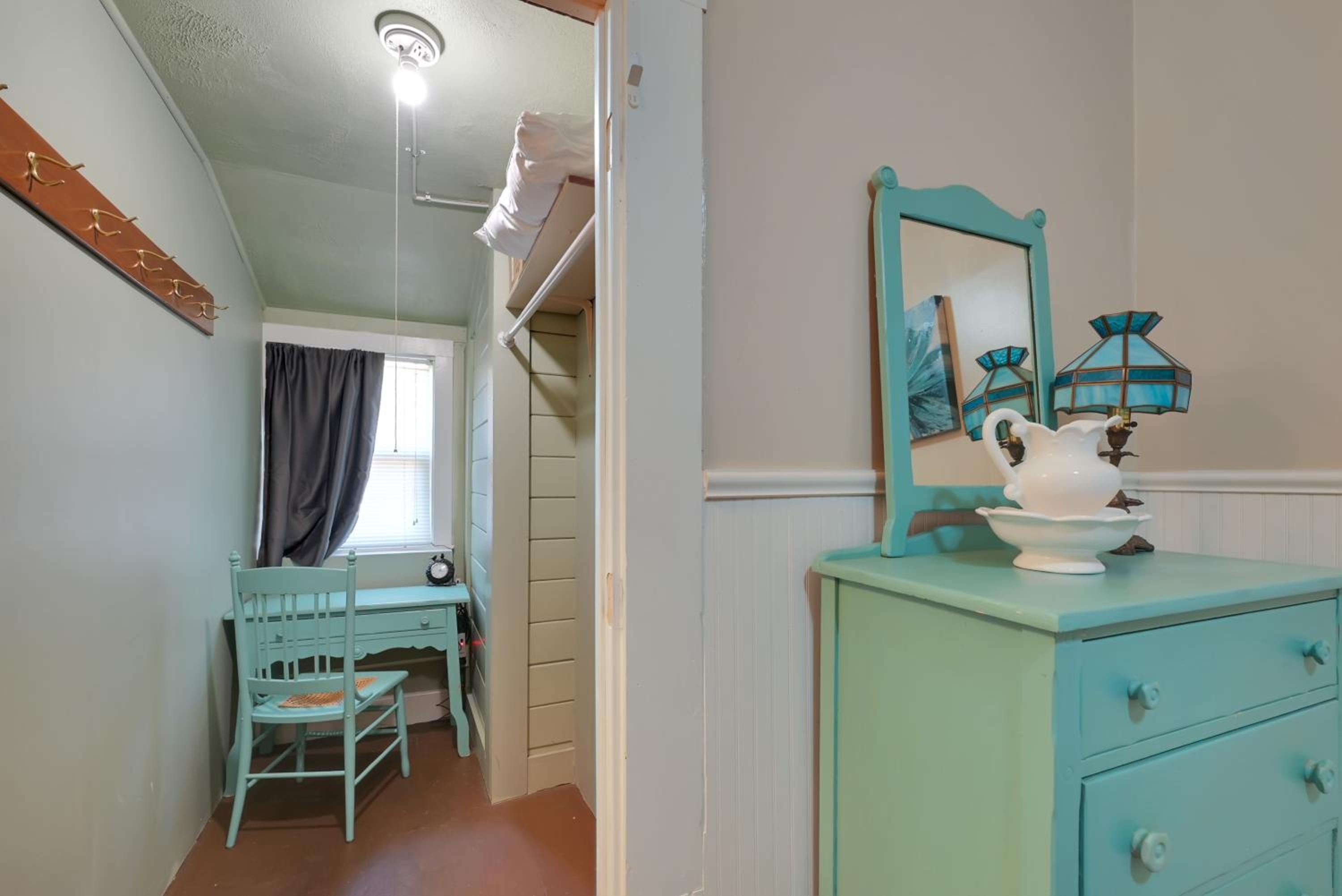Four-Bedroom House photo 1