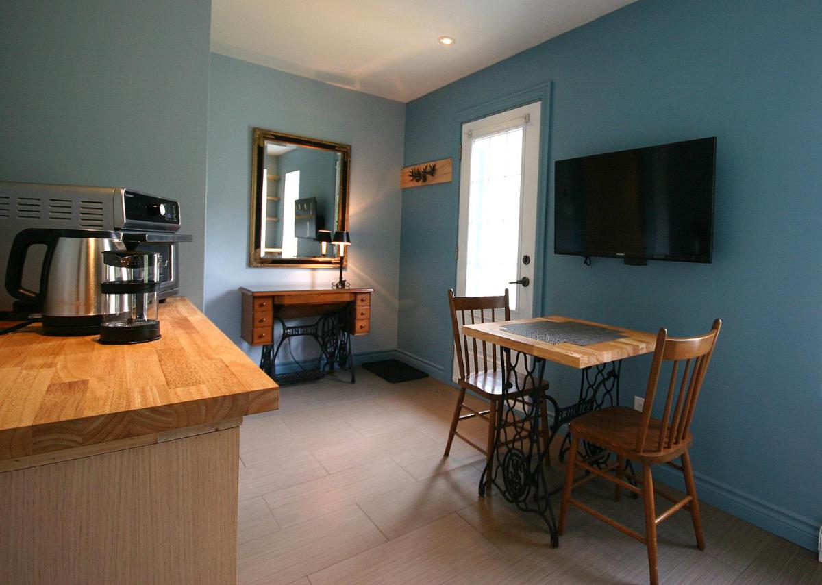 Queen Suite photo 2