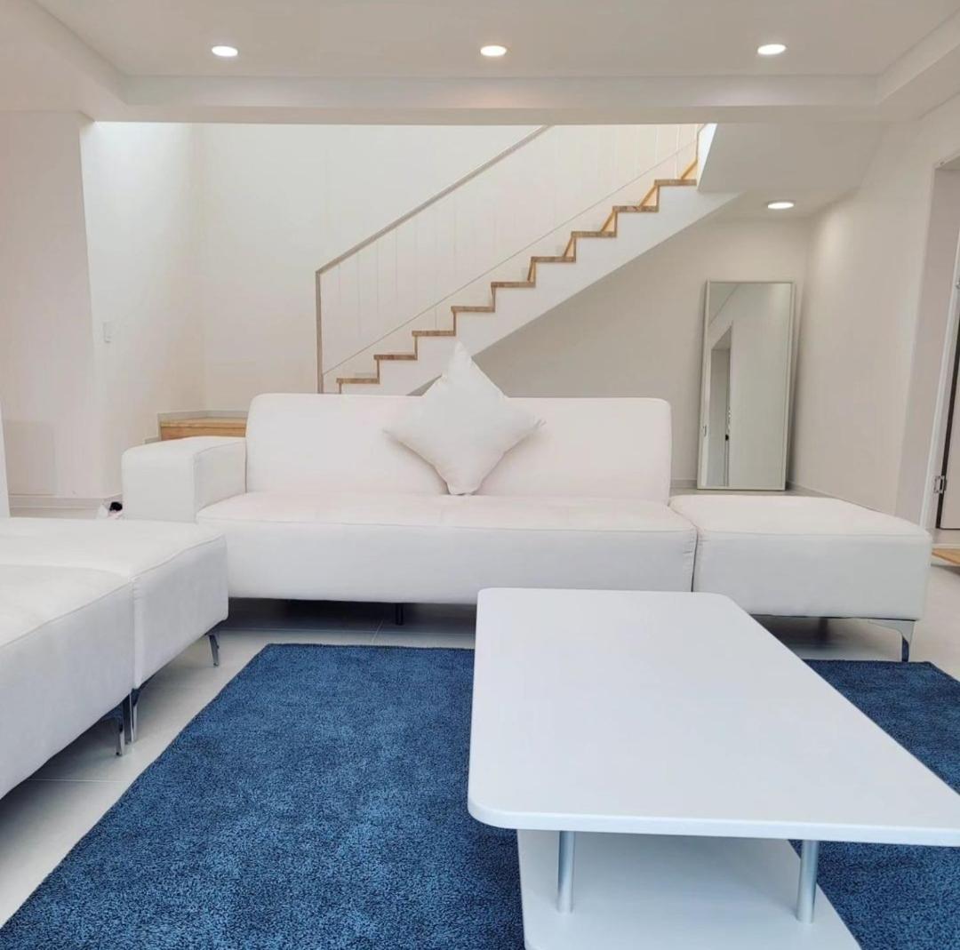 Three-Bedroom Villa photo 1