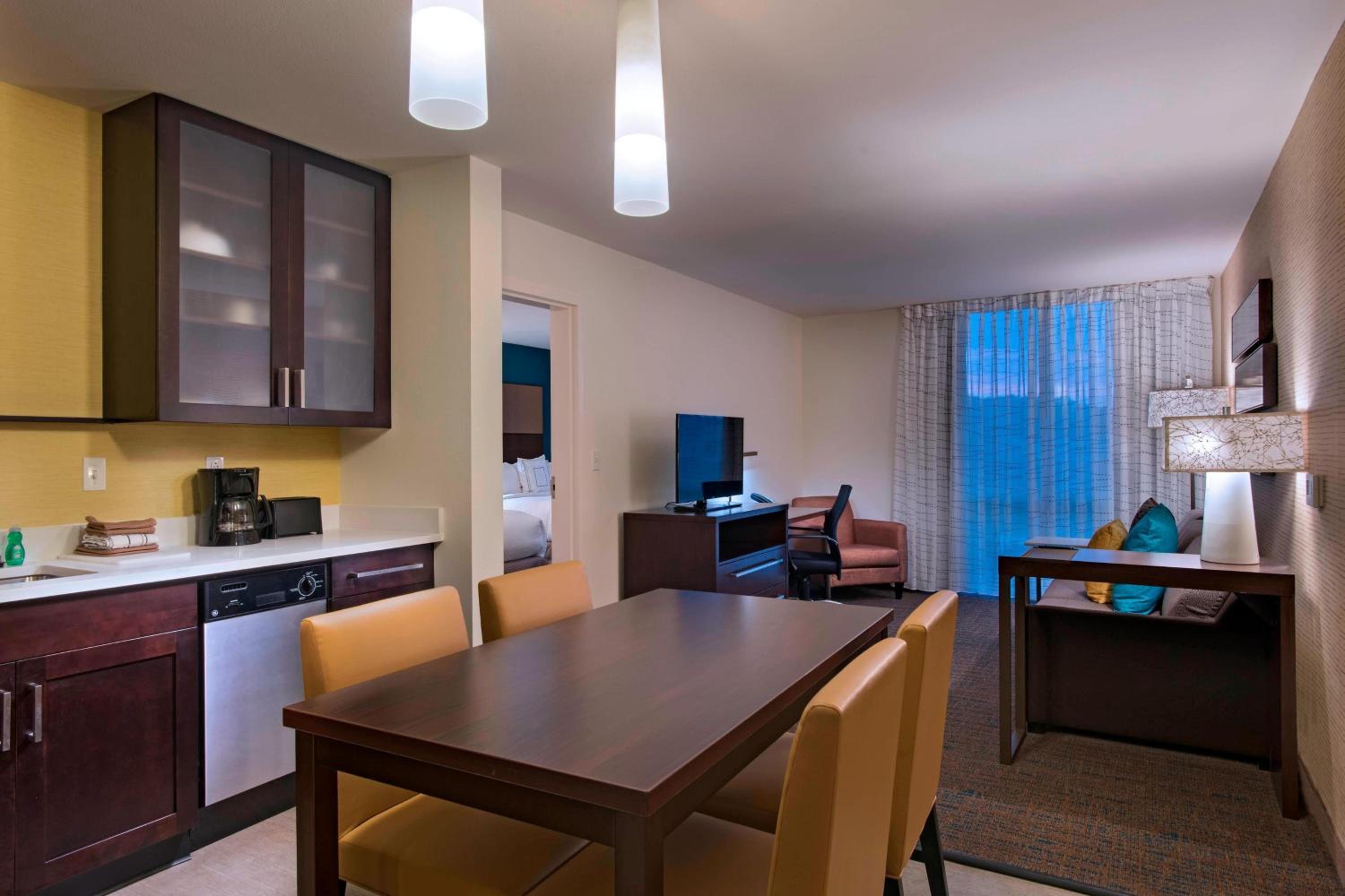 Queen Suite with Two Queen Beds and Sofa Bed