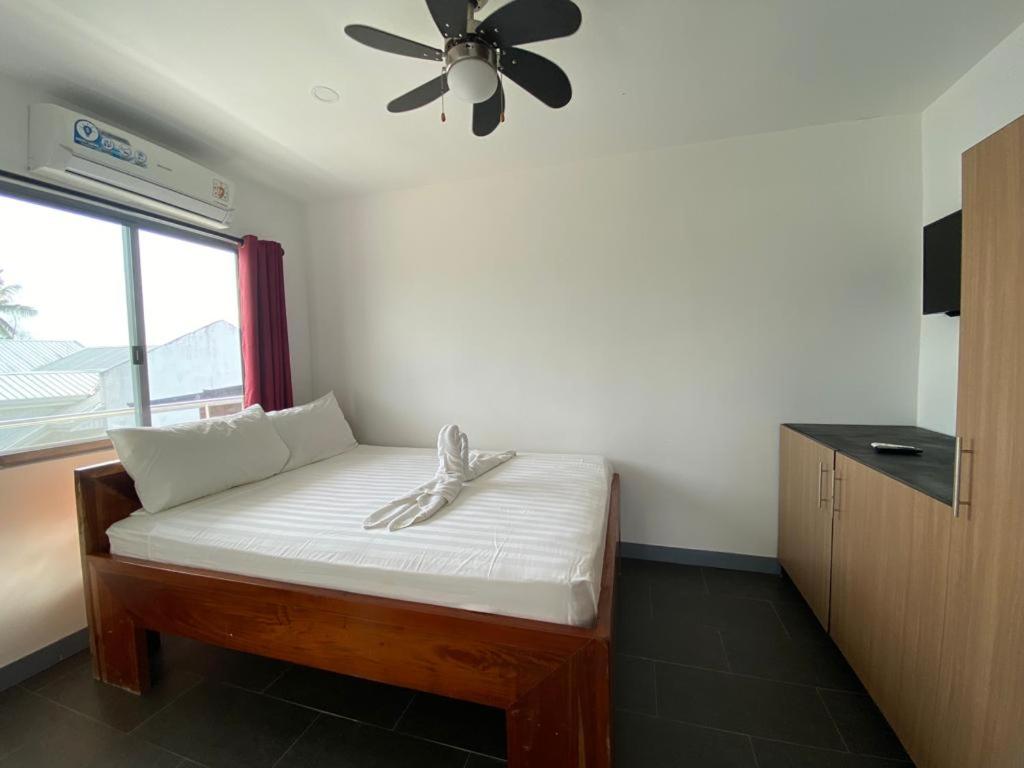 Two-Bedroom Apartment - Photo 33