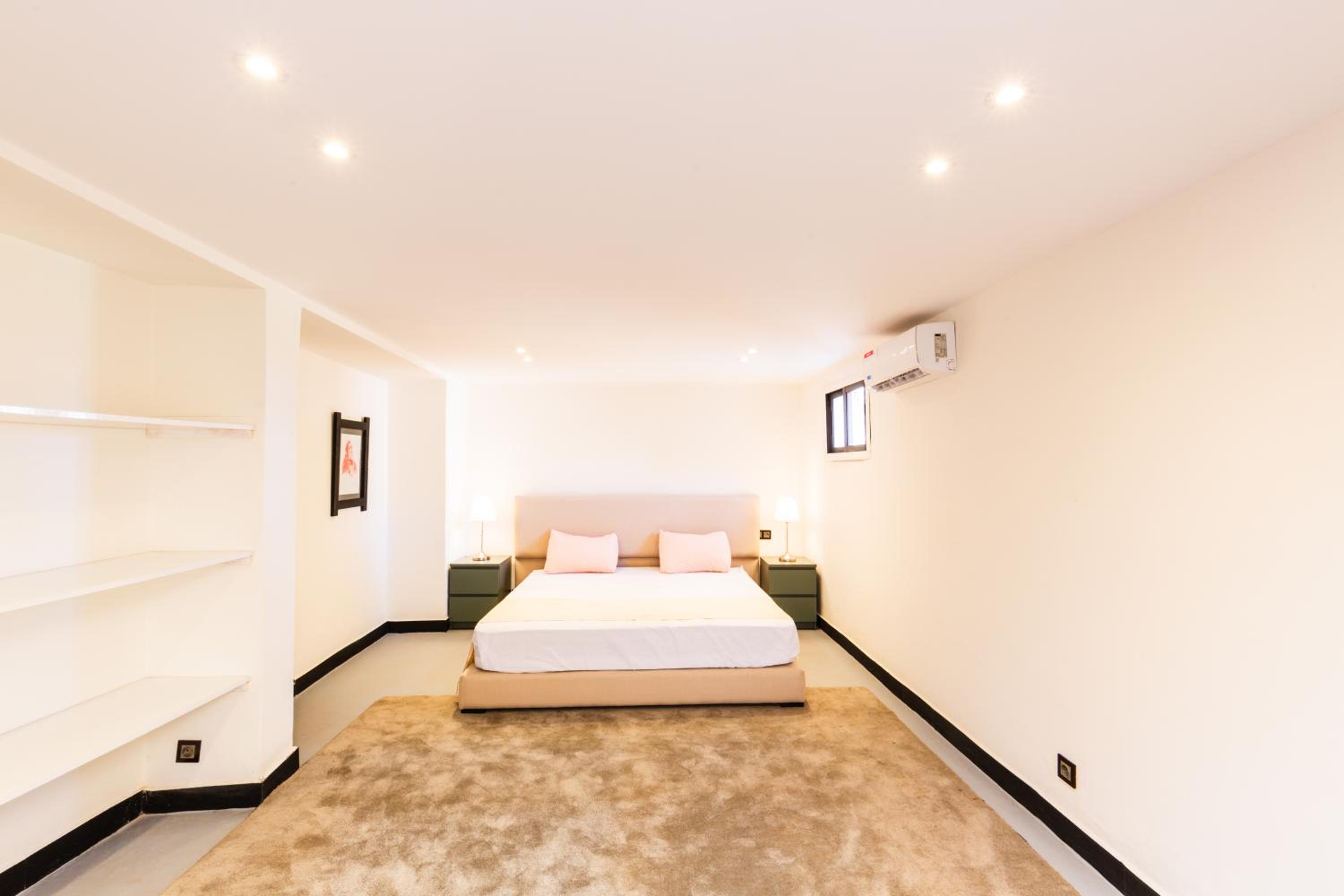 Deluxe Room - Photo 4