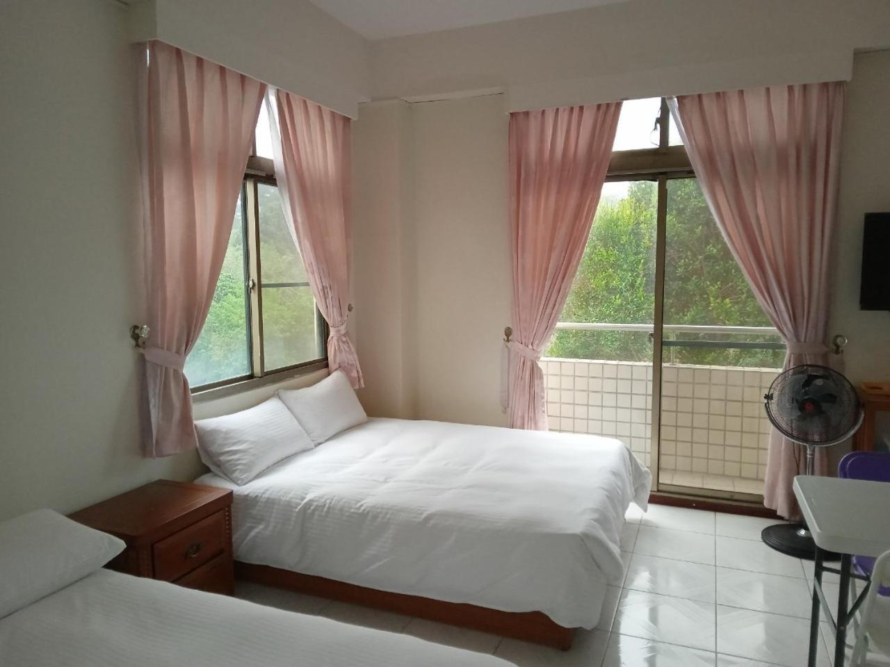 Family Suite with Balcony photo 3