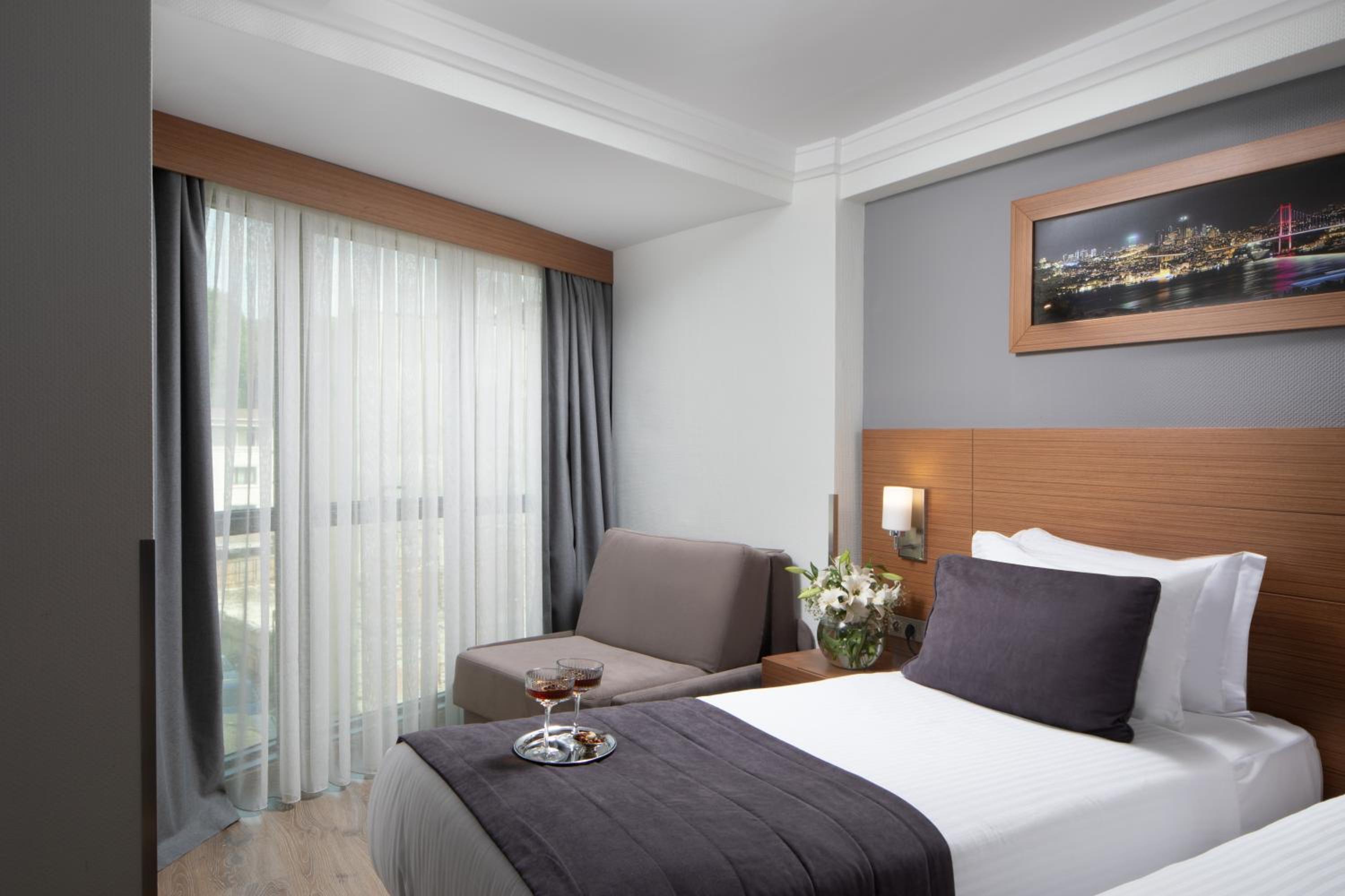 Standard Room - Free Access to Spa photo 2