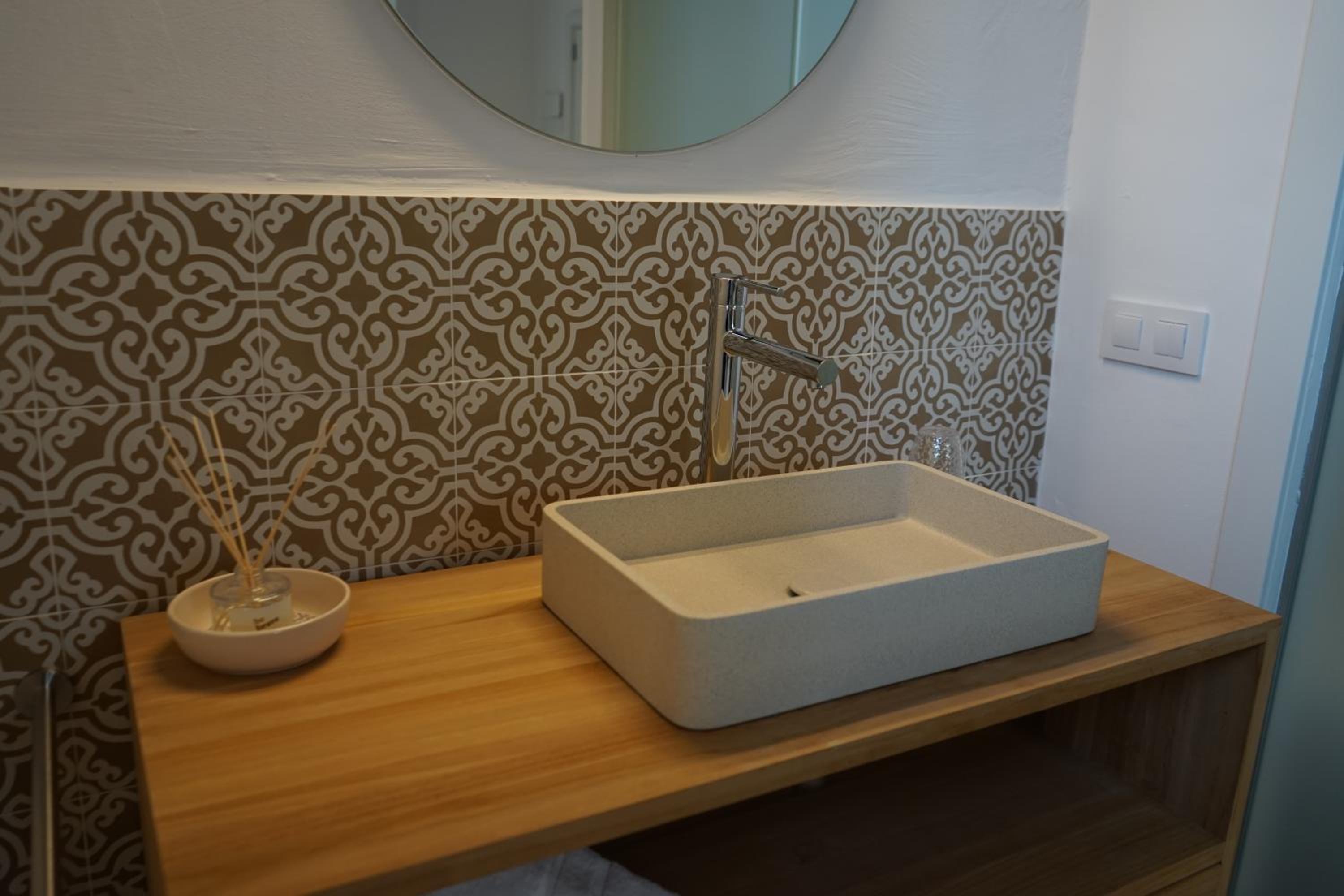 Deluxe Double Room - Photo 2
