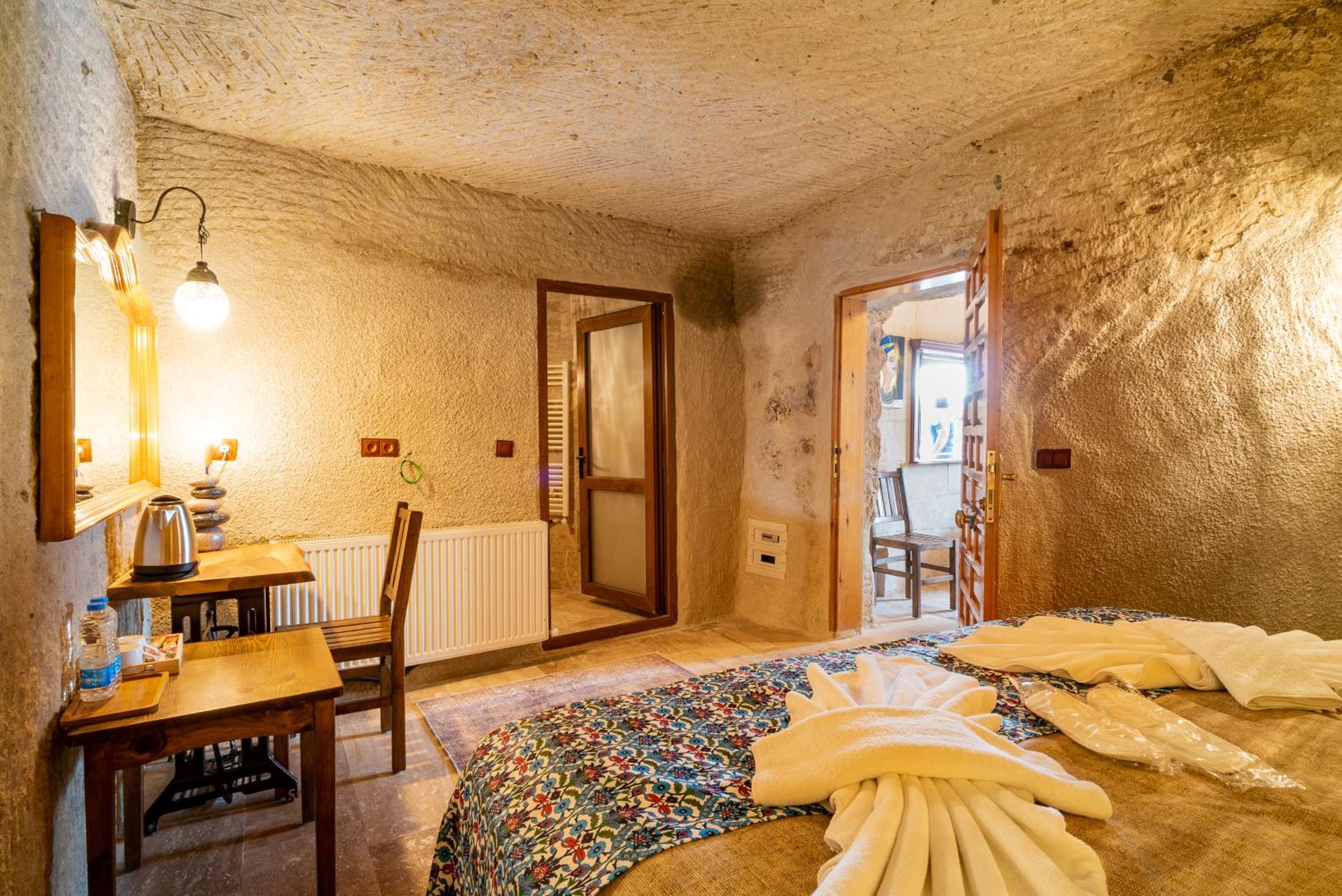 Budget Triple Room - Photo 3