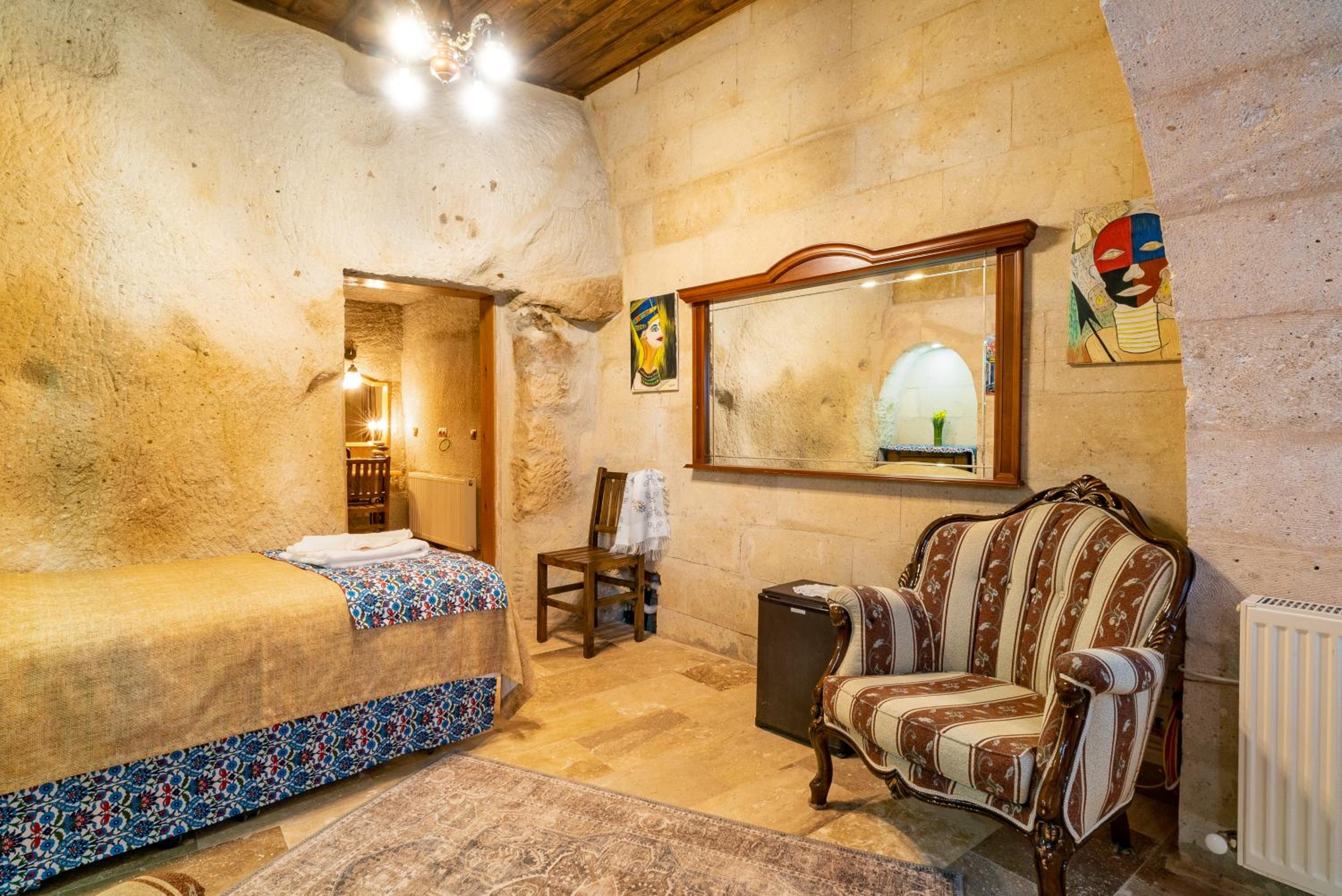 Budget Triple Room - Photo 39