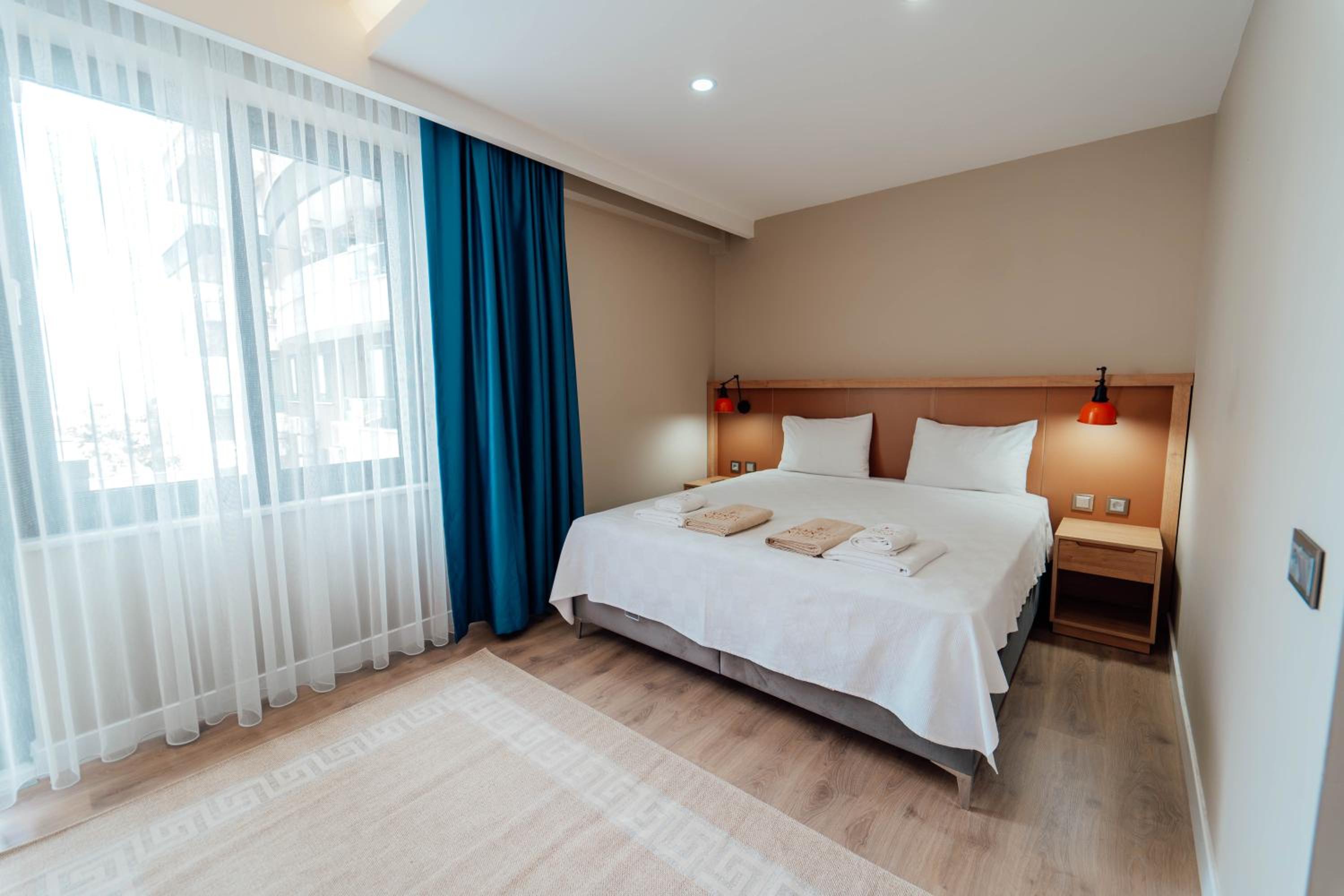 Standard Suite - Photo 12