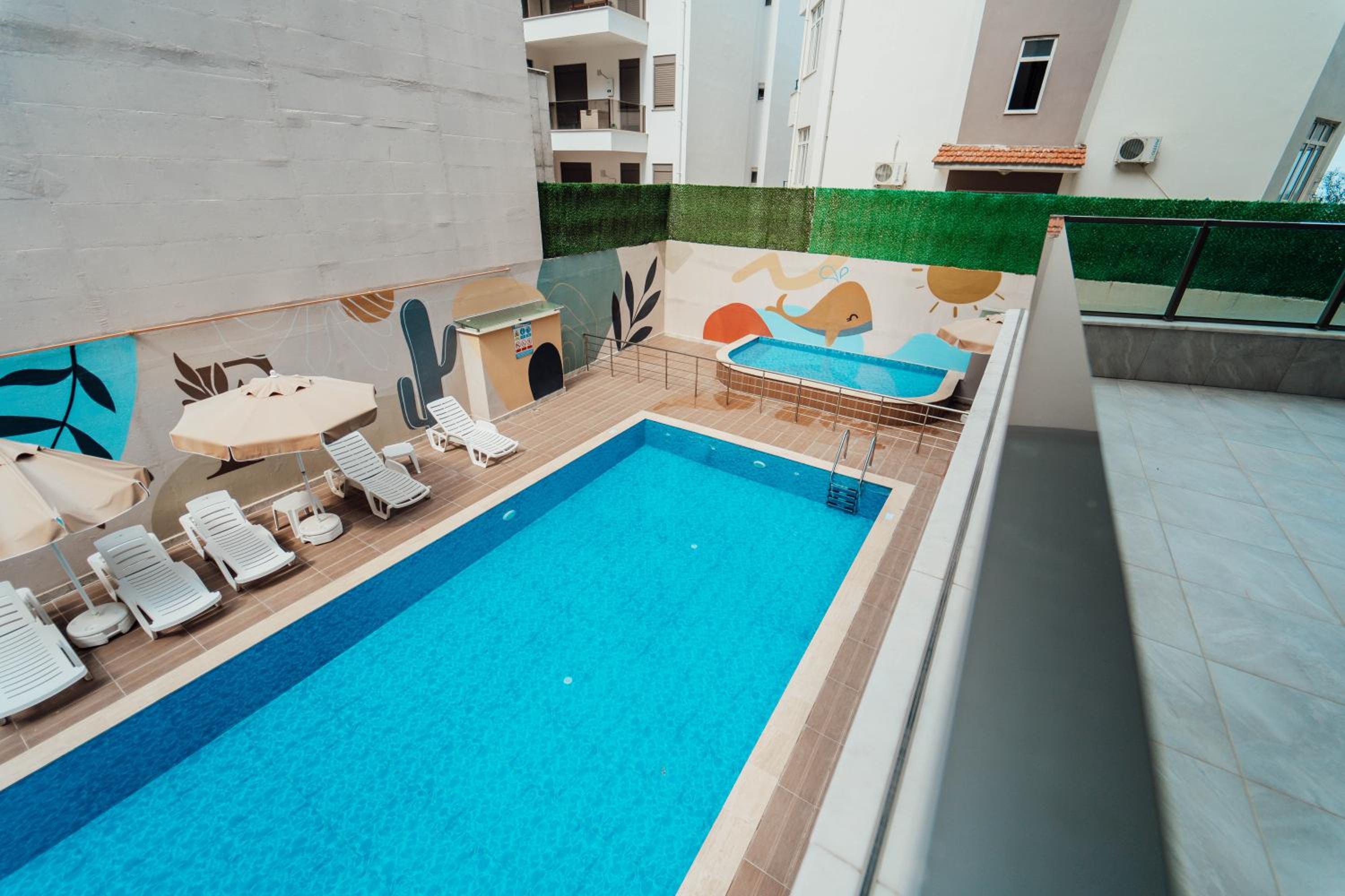 Standard Suite - Photo 10