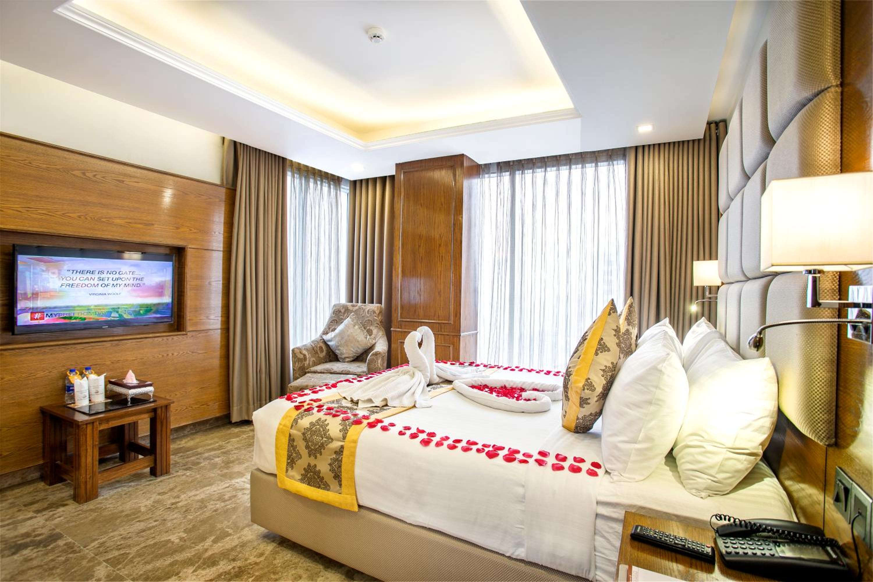 Royal Suite photo 1
