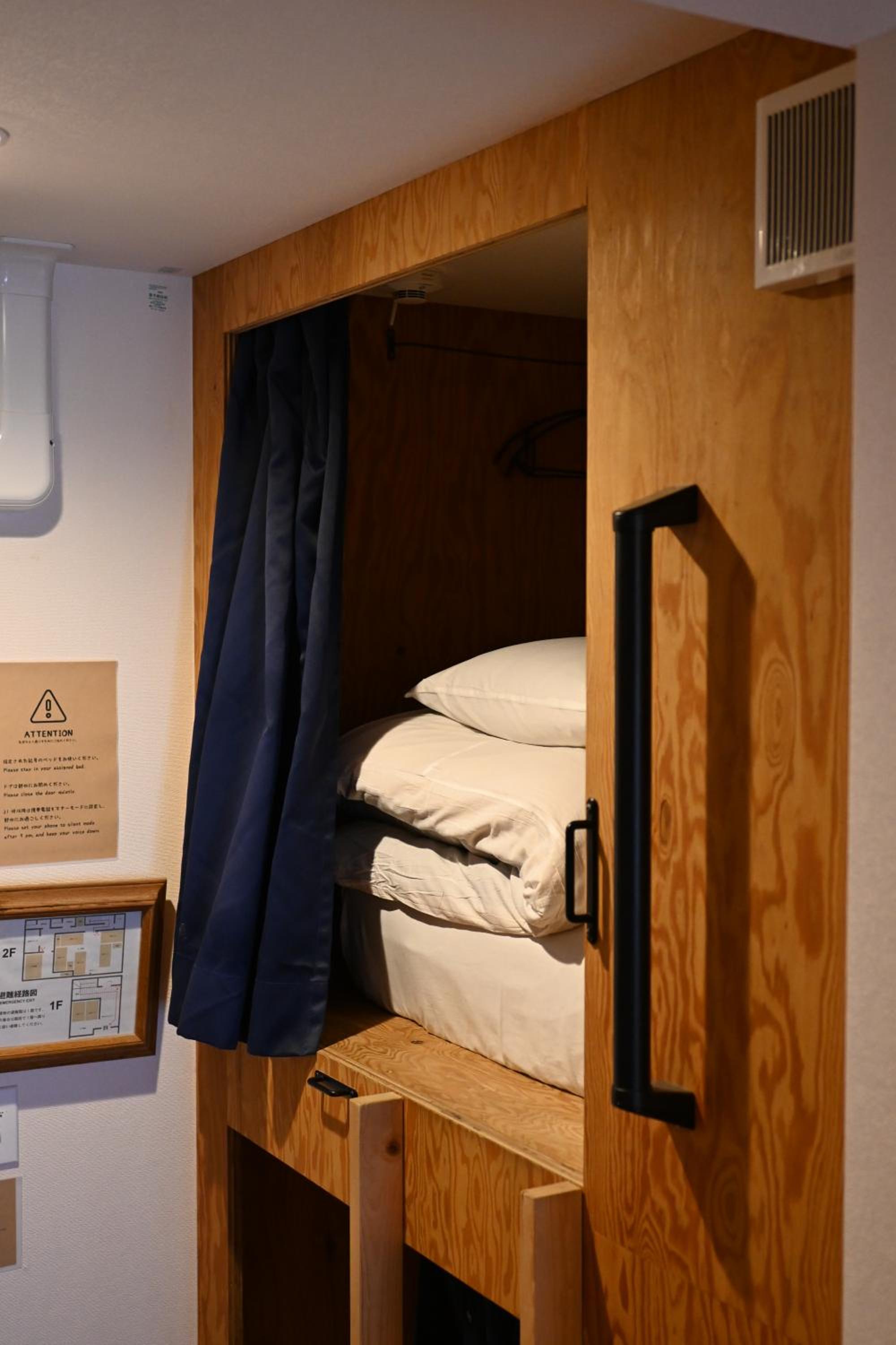 Bunk Bed in Mixed Dormitory Room photo 2