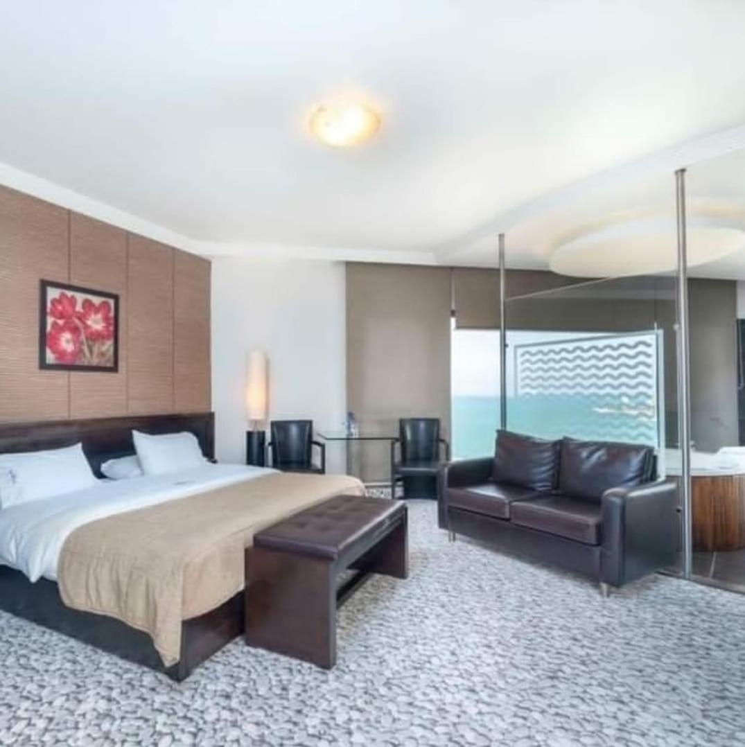 Junior Suite with Hot Tub photo 1