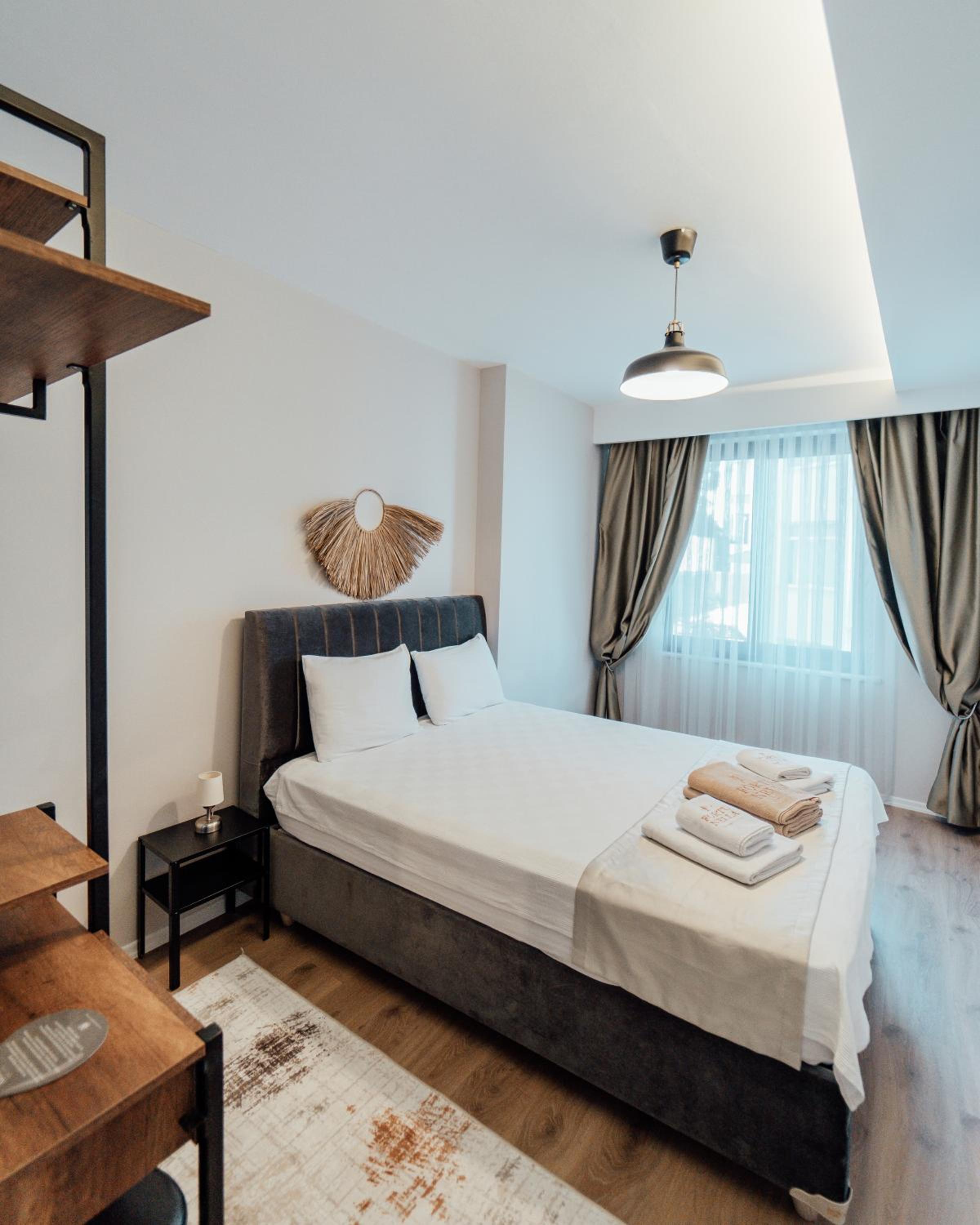 Apartment - Photo 2