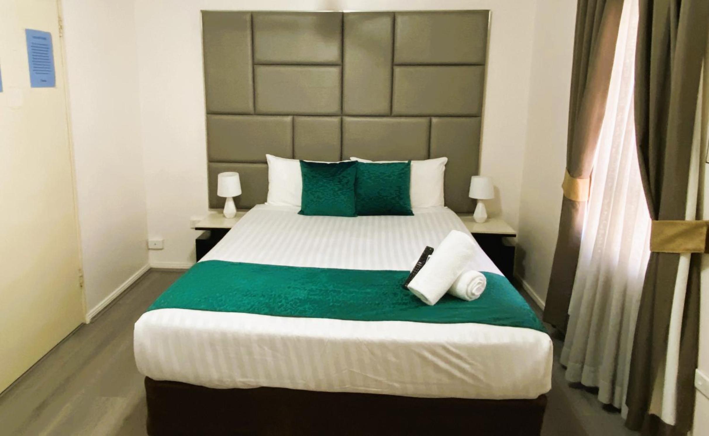 Double Room photo 3