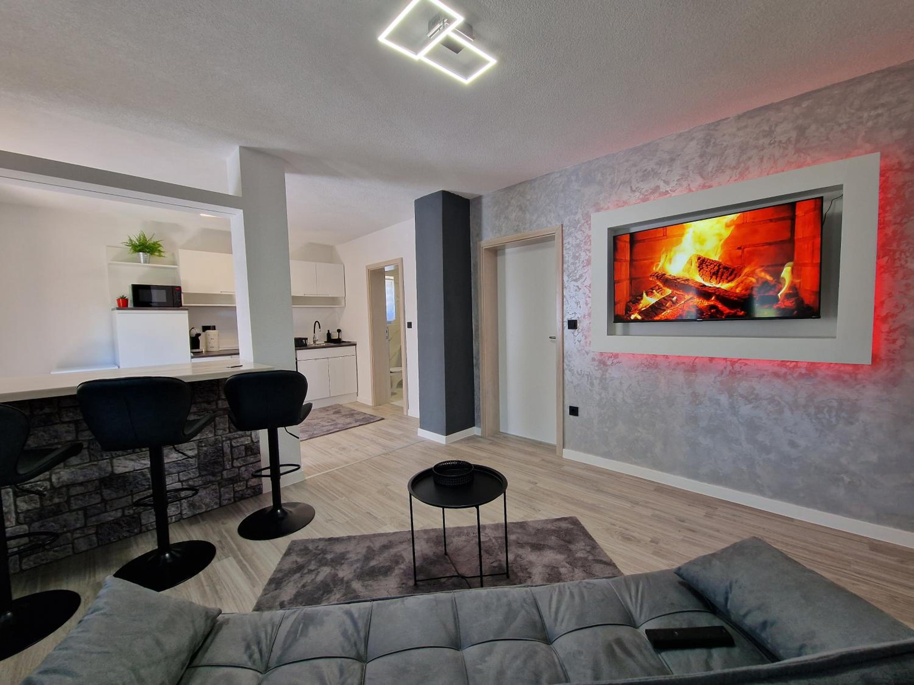 Apartment with Balcony - Photo 1