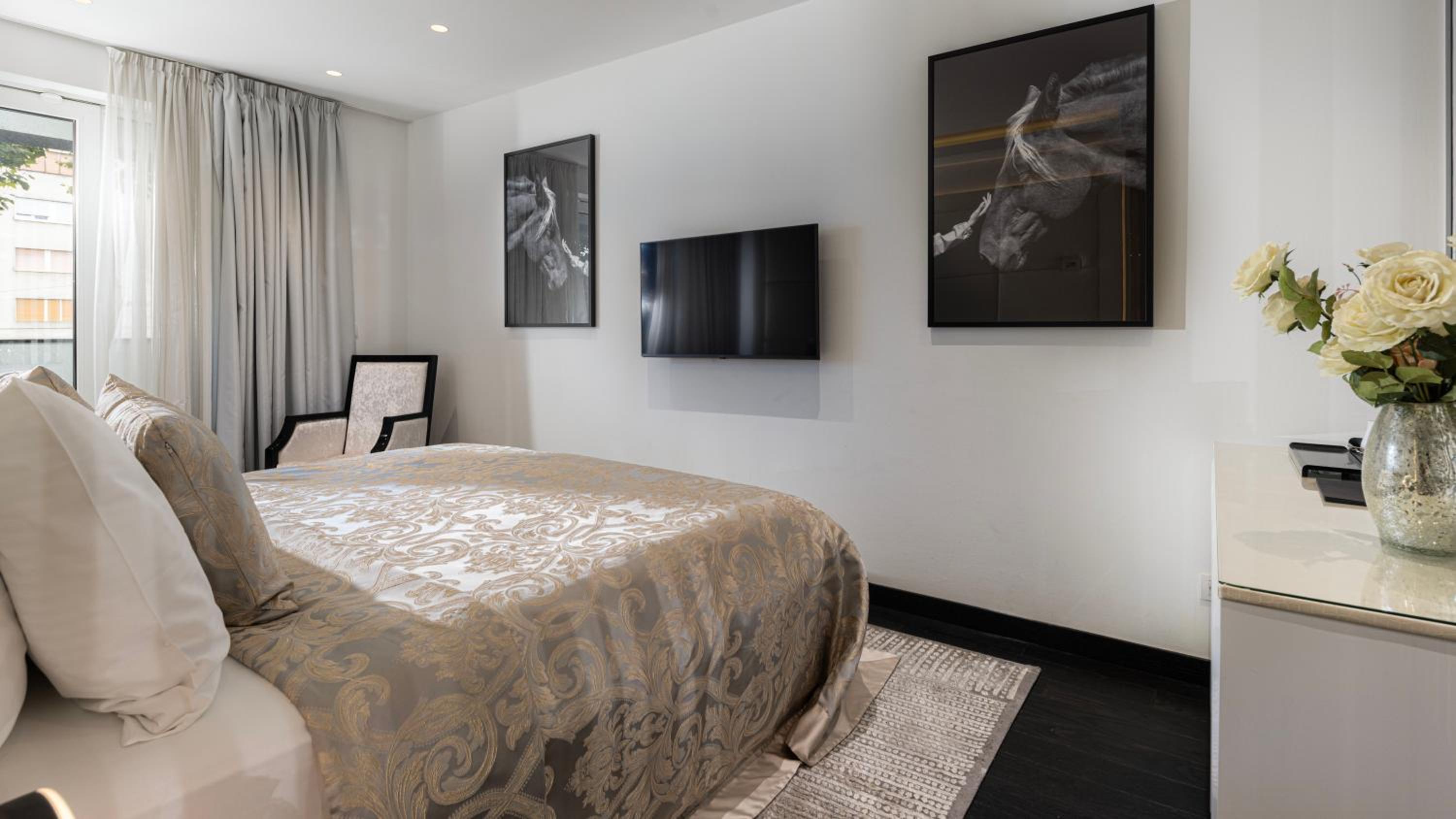 Standard Double Room - Photo 1