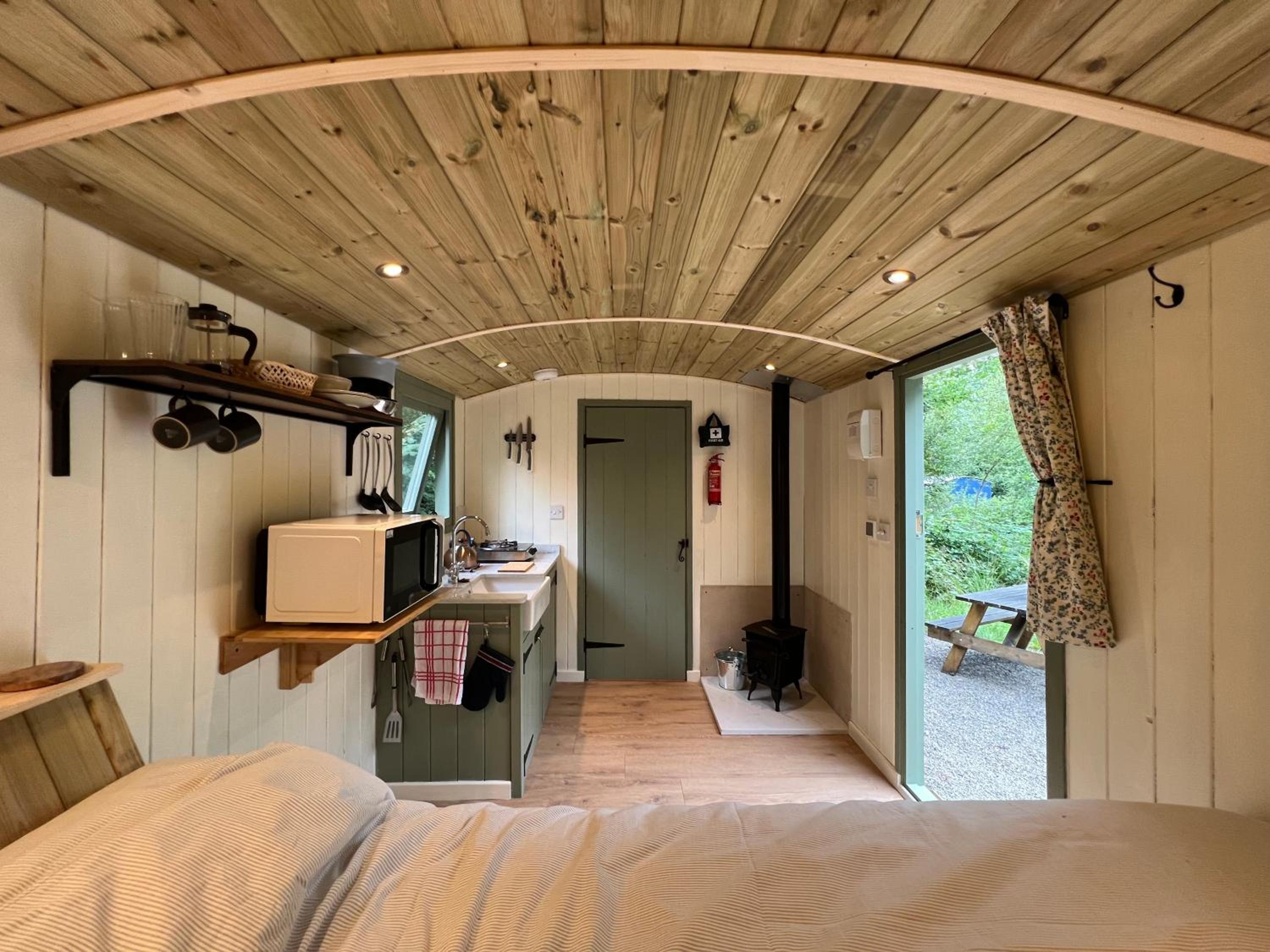 One-Bedroom House photo 3