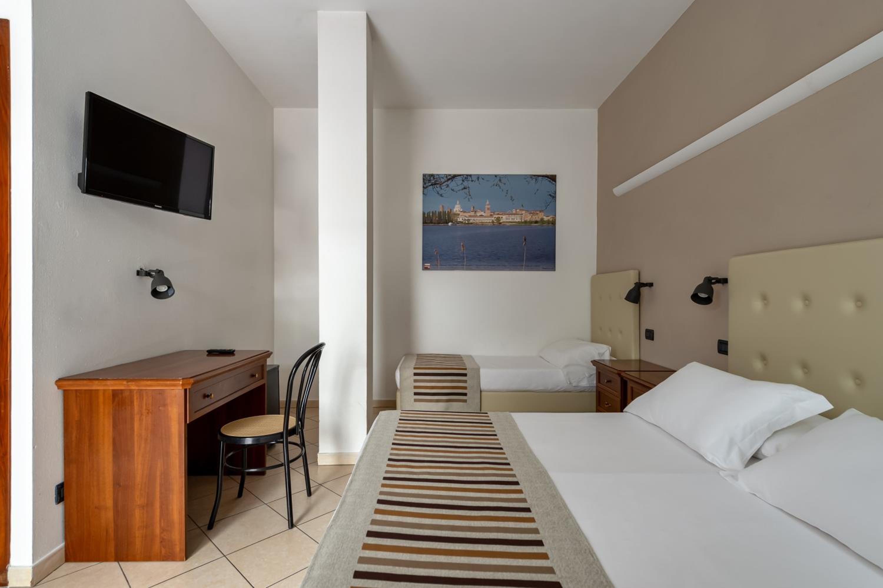 Triple Room - Photo 3