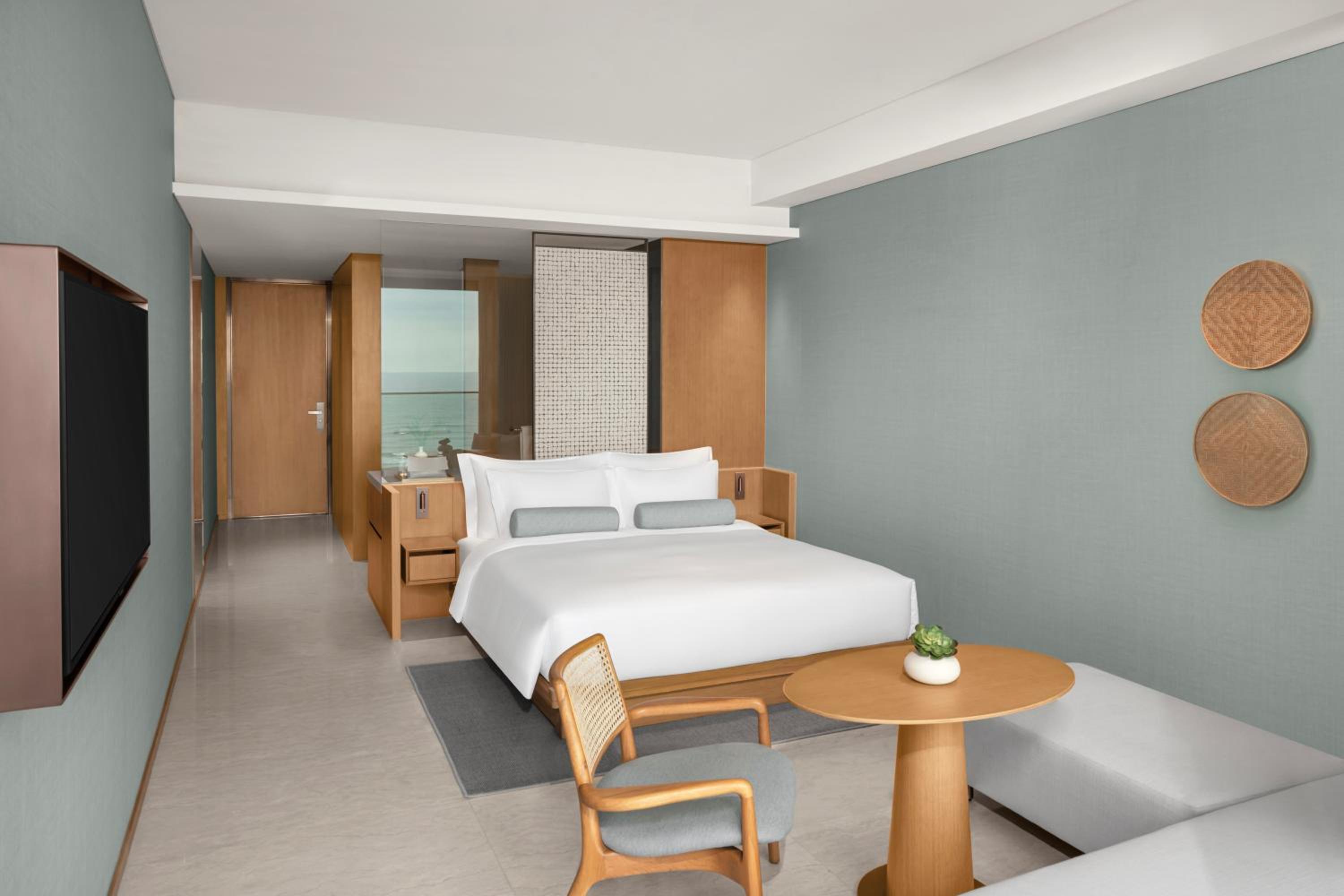 Premier Deluxe Double Ocean View - Mini-bar included once per stay, Daily Guest Activities - Photo 5