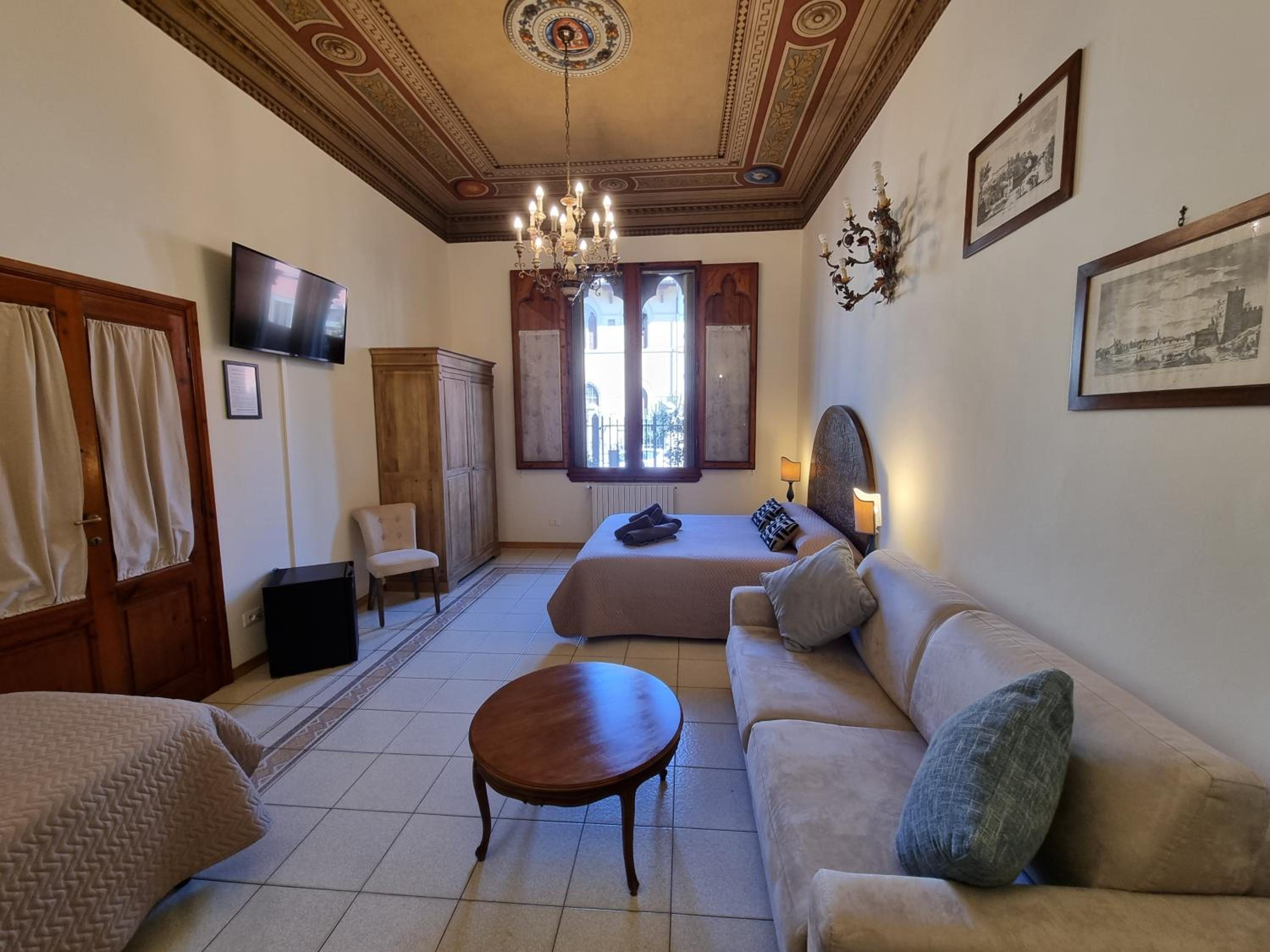 Quadruple Room photo 2