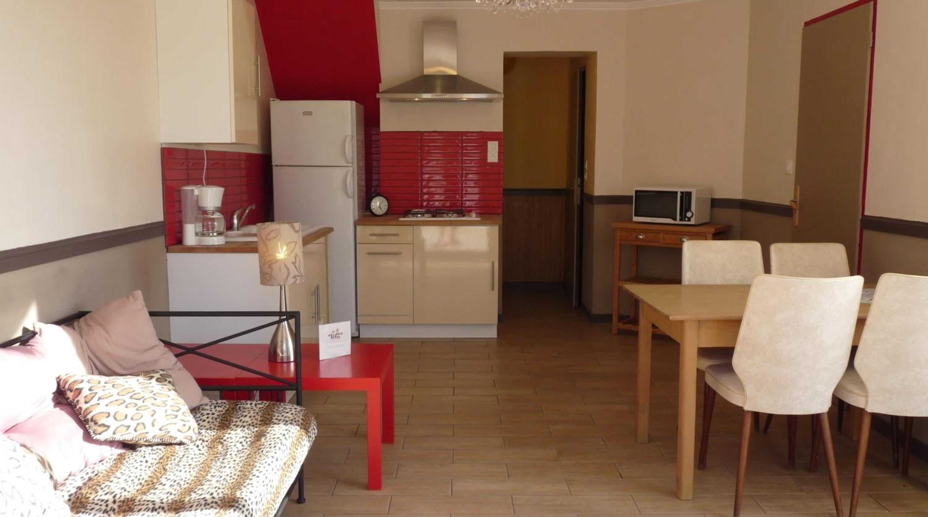 Apartment - Split Level With Terrace photo 2
